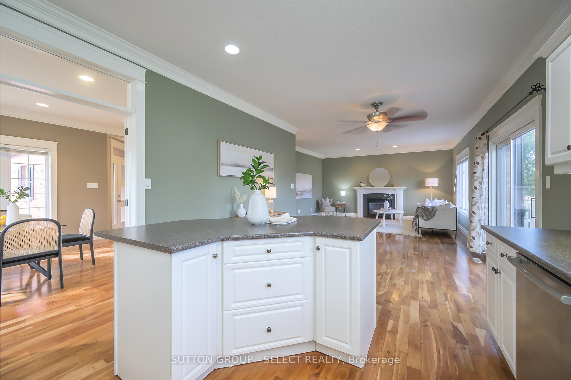 Photo 19 of 6 Oakmont Gardens, Middlesex Centre, Ilderton — HOMEH