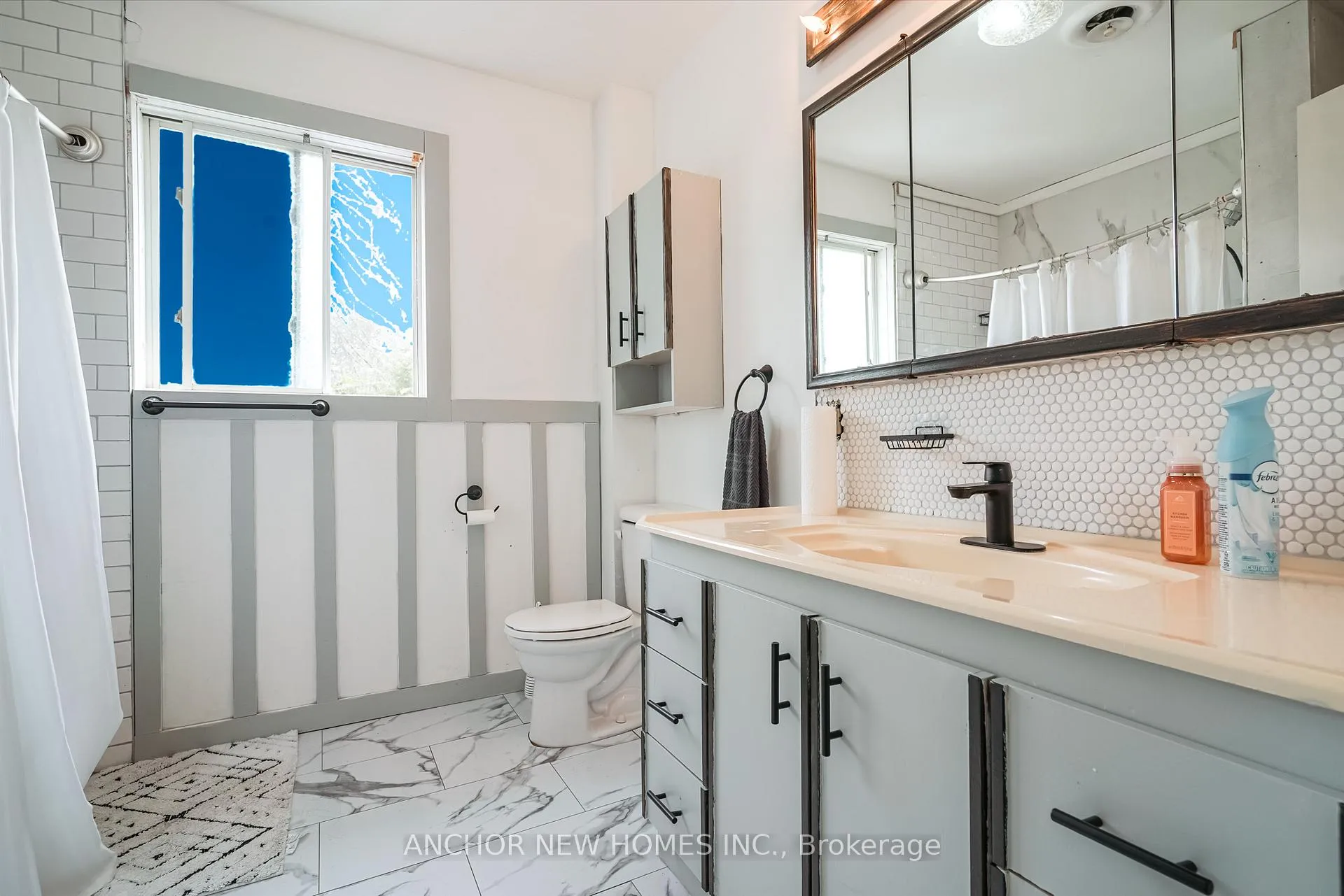 Photo 19 of 162 Clark Avenue, Markham, Thornhill — HOMEH