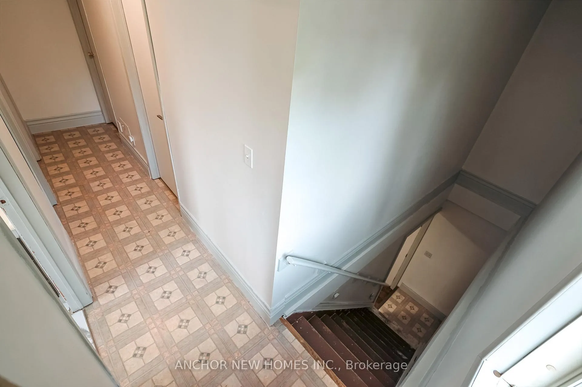 Photo 23 of 162 Clark Avenue, Markham, Thornhill — HOMEH