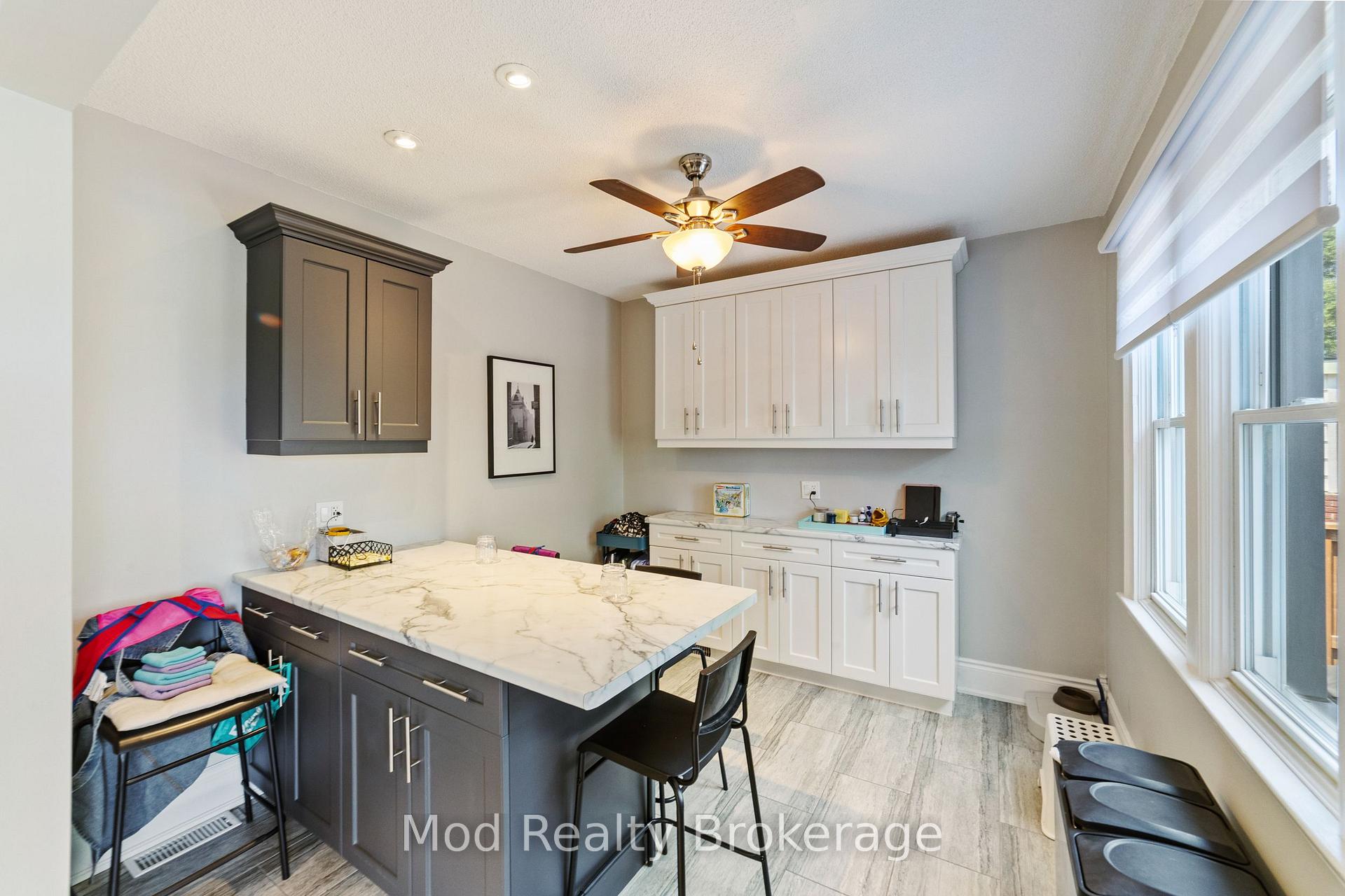 Photo 14 of 43 Weir Street S, Hamilton, Bartonville — HOMEH