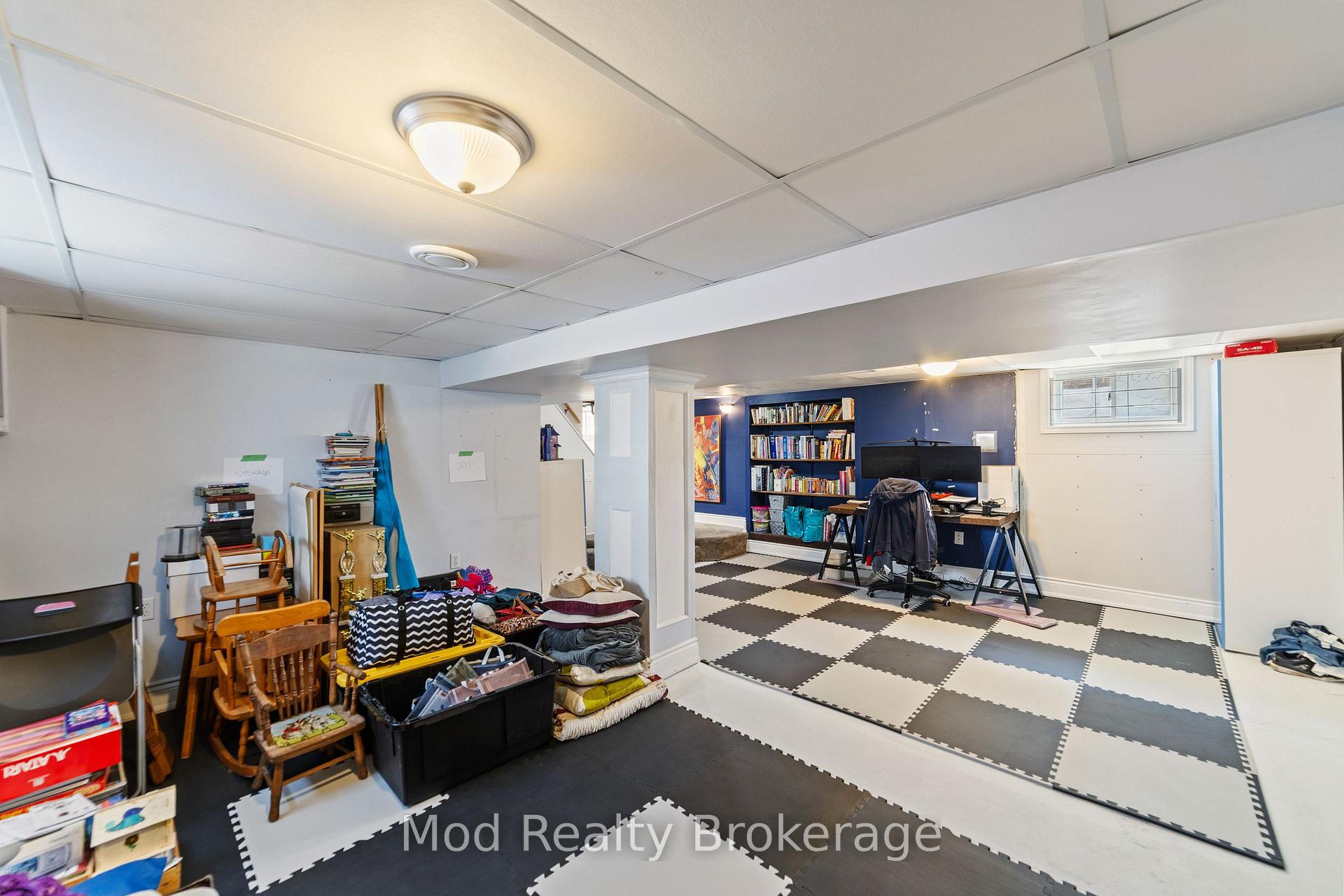Photo 28 of 43 Weir Street S, Hamilton, Bartonville — HOMEH