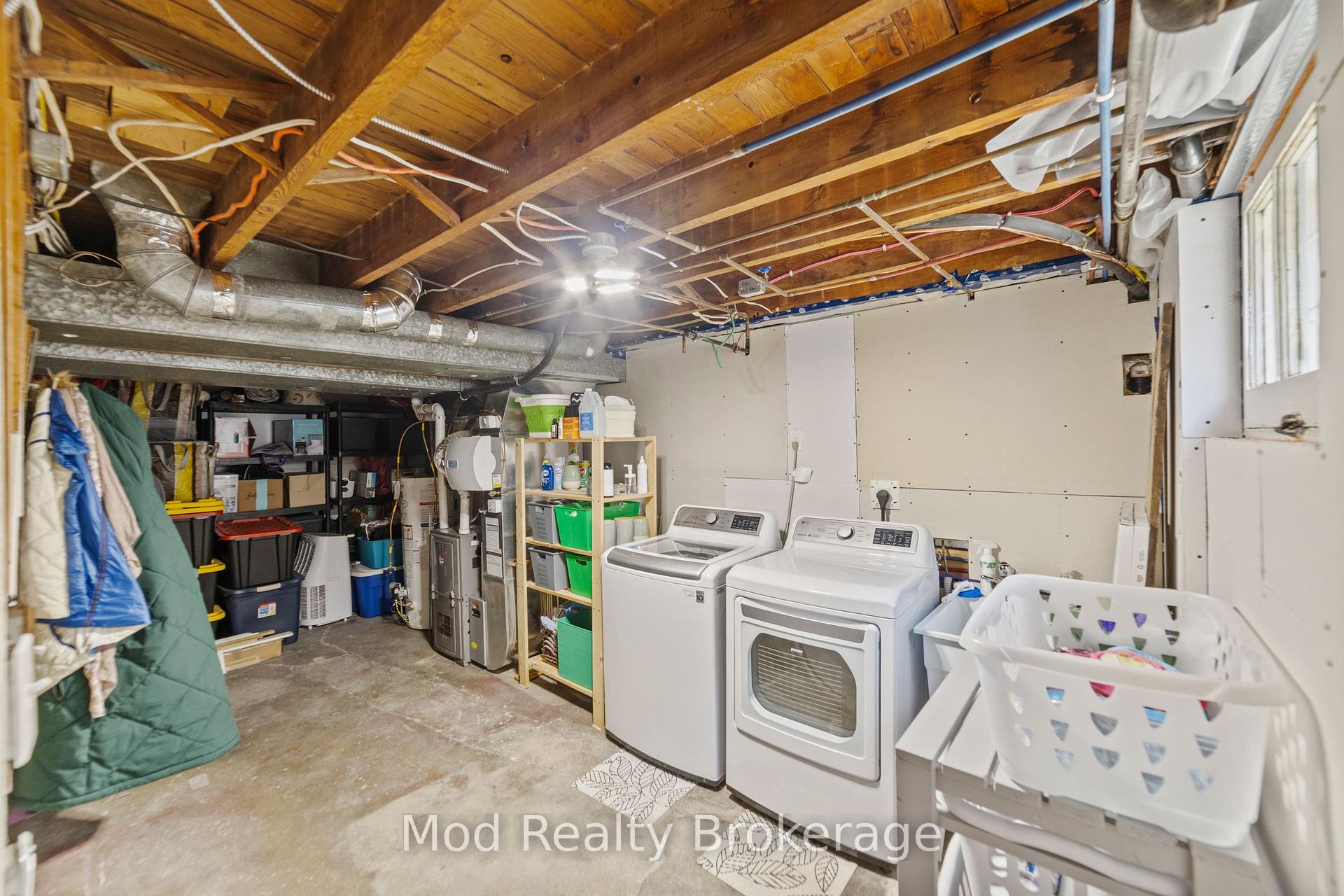 Photo 30 of 43 Weir Street S, Hamilton, Bartonville — HOMEH