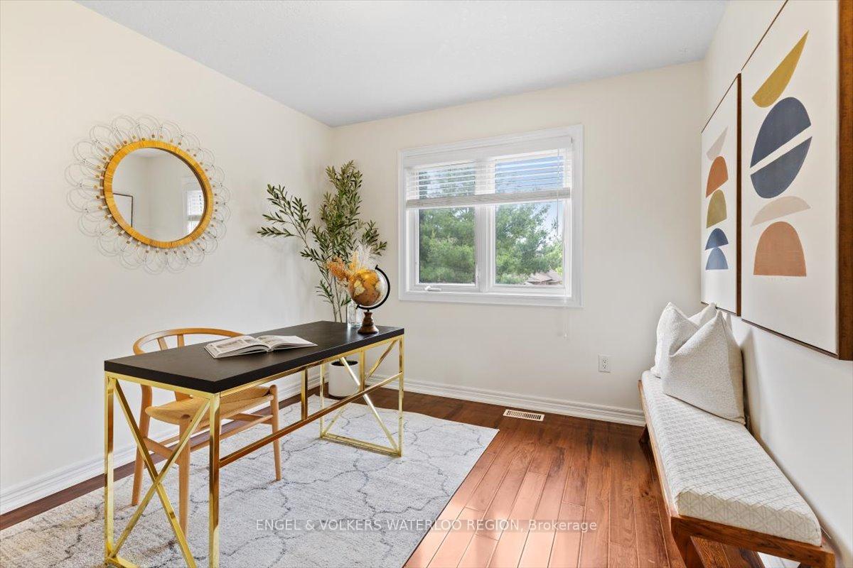 Photo 19 of 413 Falconridge Drive, Kitchener — HOMEH