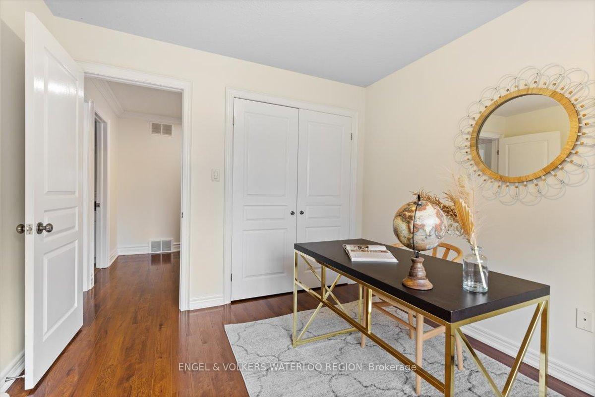 Photo 20 of 413 Falconridge Drive, Kitchener — HOMEH
