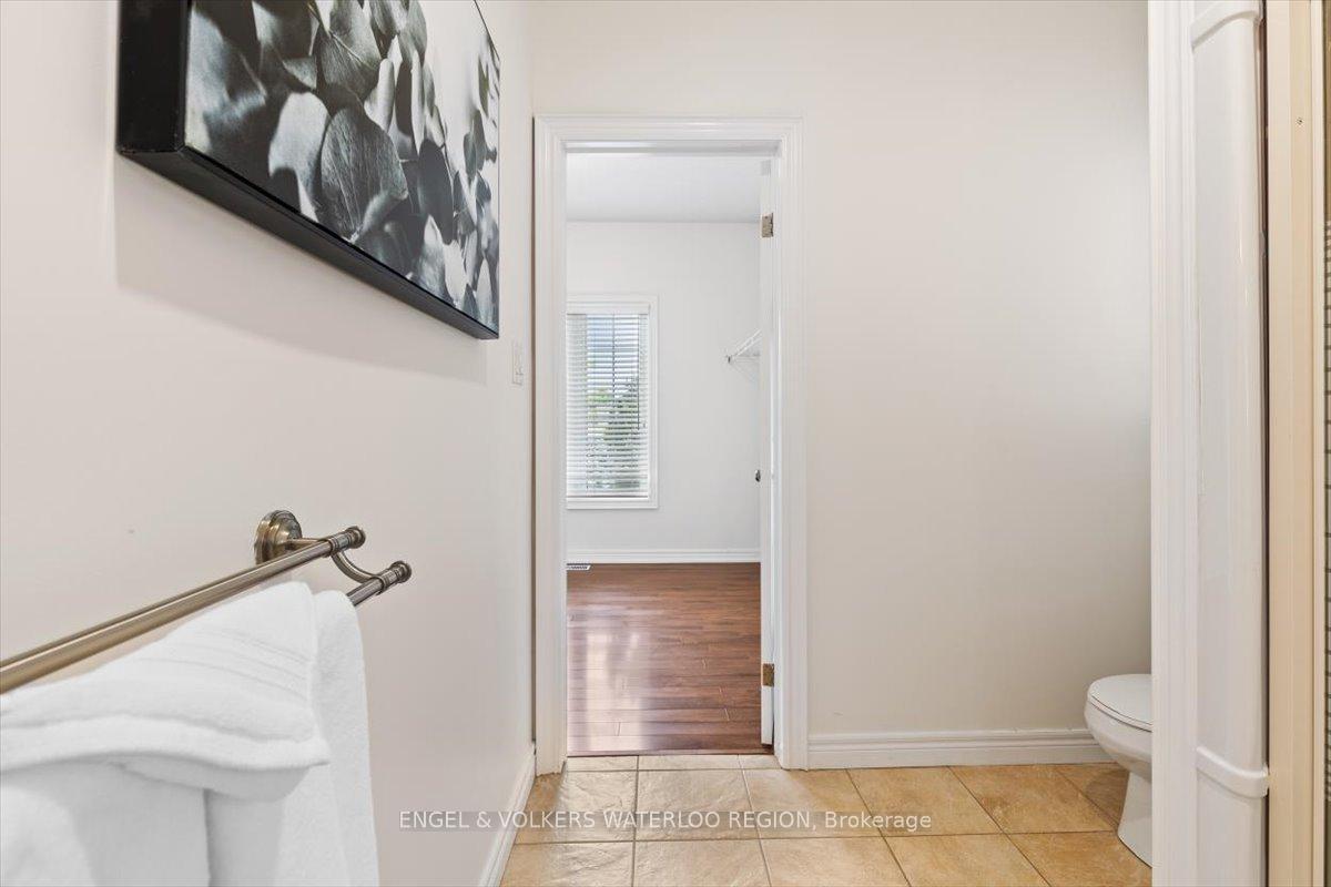 Photo 29 of 413 Falconridge Drive, Kitchener — HOMEH