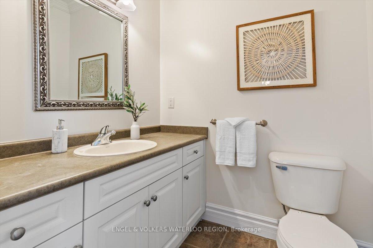 Photo 30 of 413 Falconridge Drive, Kitchener — HOMEH