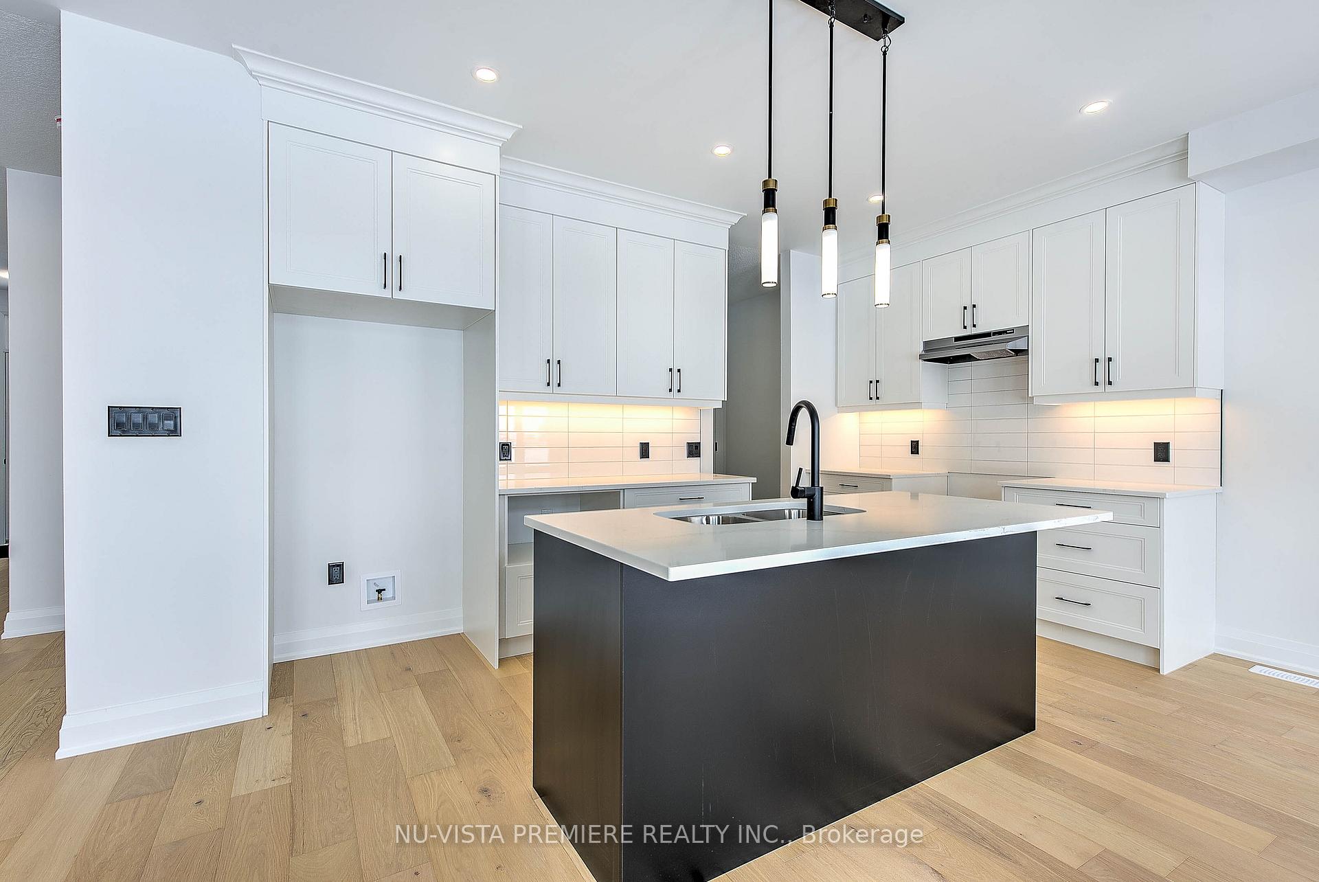 Photo 15 of 228 Bowman Drive, Middlesex Centre, Ilderton — HOMEH