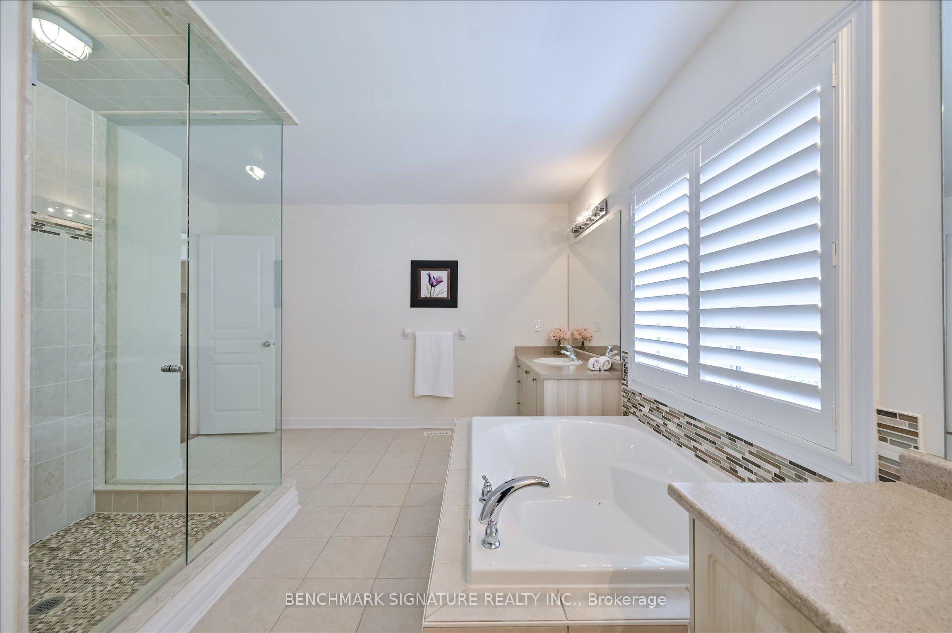 Photo 23 of 110 Busch Avenue, Markham, Berczy — HOMEH