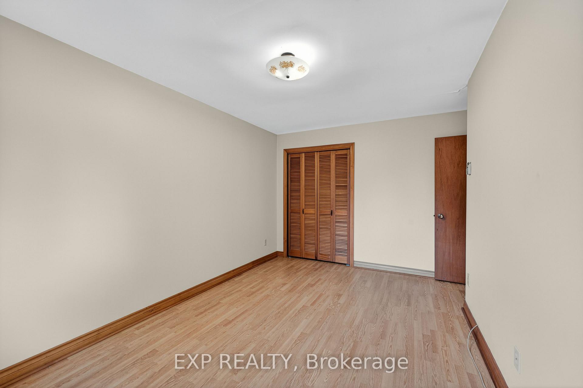 Photo 23 of 147 Inverness Crescent, Kingston, West of Sir John A. Blvd — HOMEH