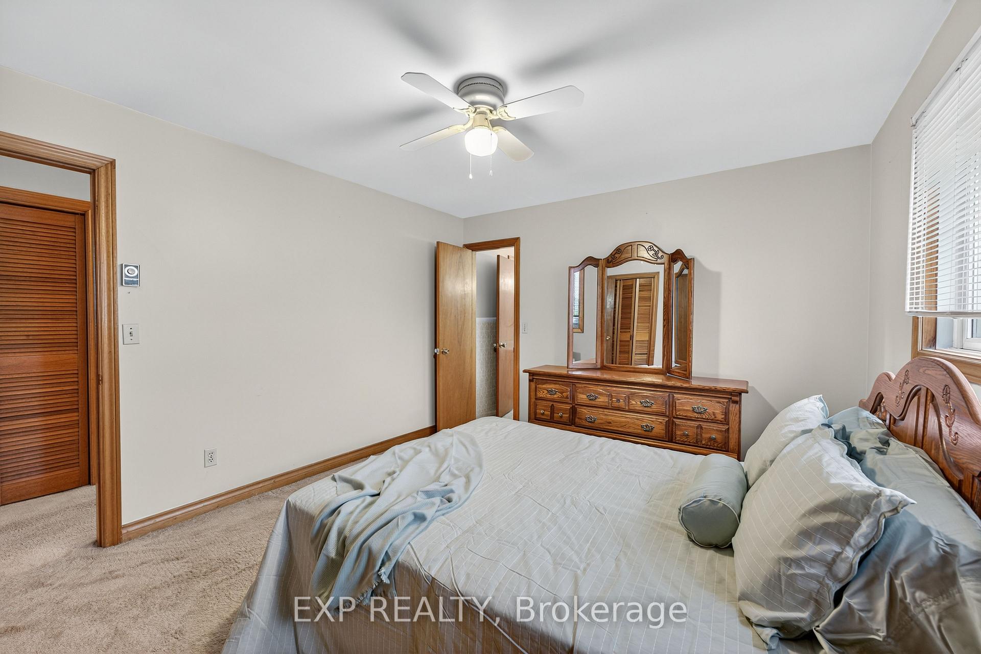 Photo 25 of 147 Inverness Crescent, Kingston, West of Sir John A. Blvd — HOMEH