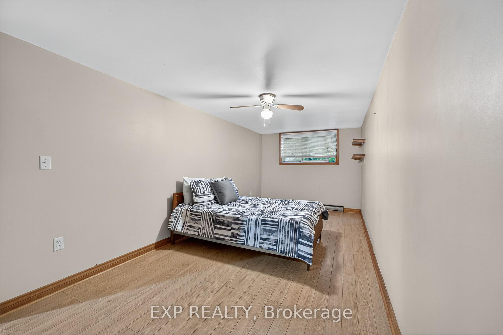 Photo 31 of 147 Inverness Crescent, Kingston, West of Sir John A. Blvd — HOMEH