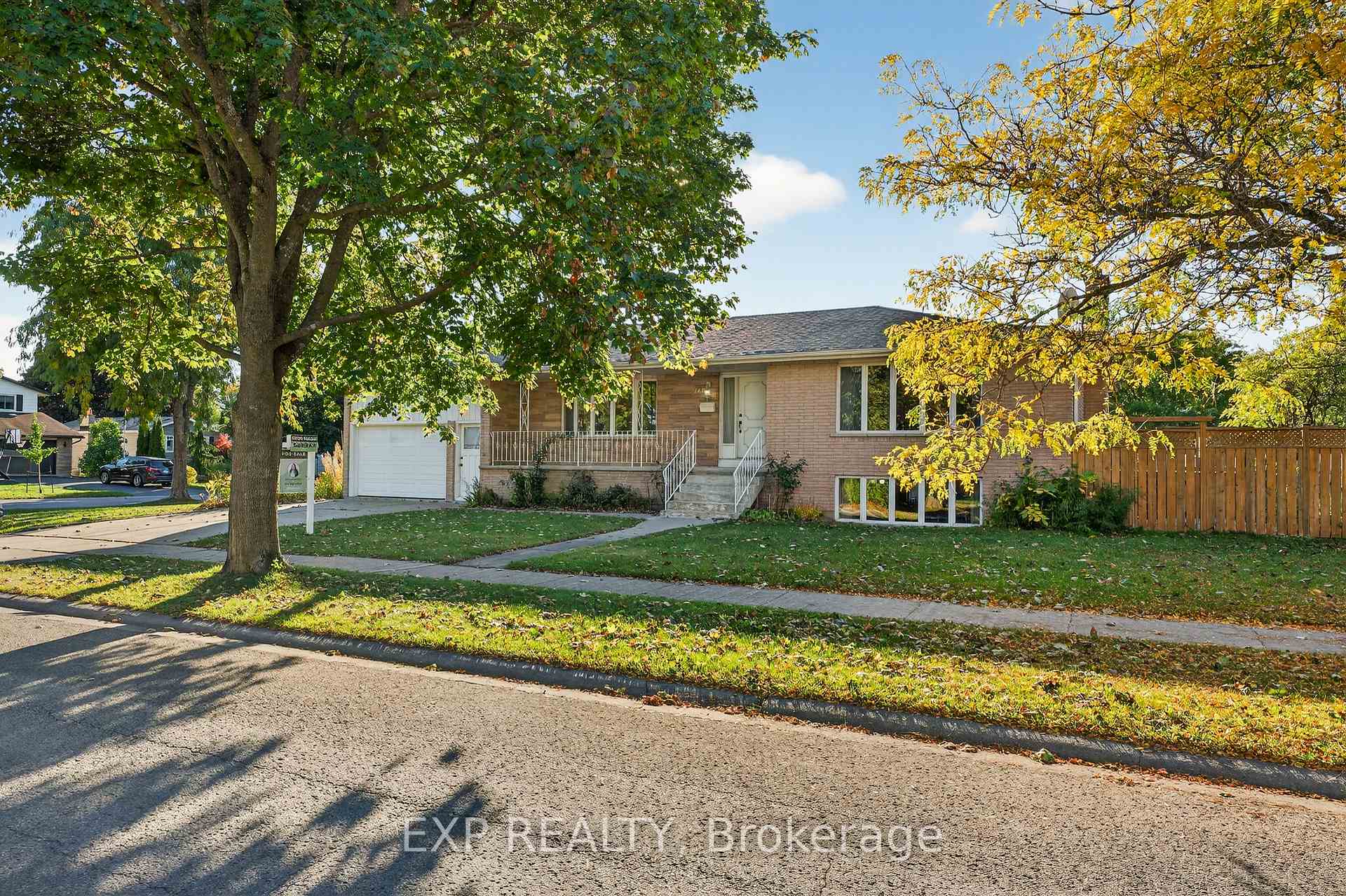 Photo 39 of 147 Inverness Crescent, Kingston, West of Sir John A. Blvd — HOMEH