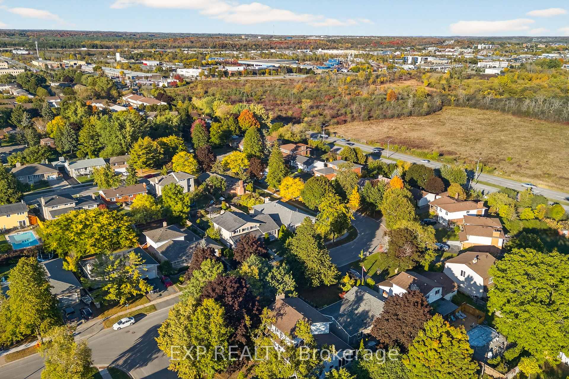 Photo 41 of 147 Inverness Crescent, Kingston, West of Sir John A. Blvd — HOMEH
