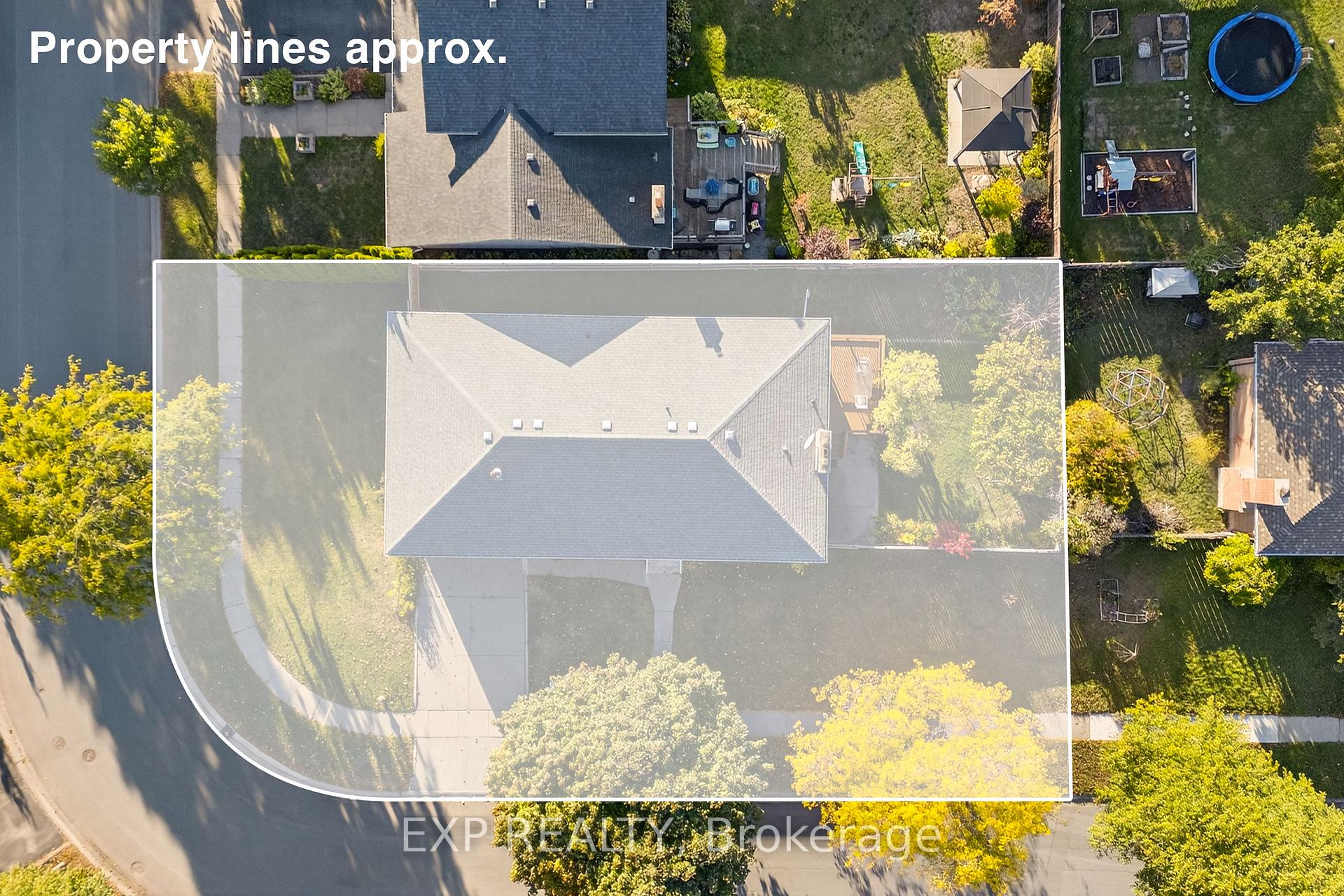 Photo 44 of 147 Inverness Crescent, Kingston, West of Sir John A. Blvd — HOMEH