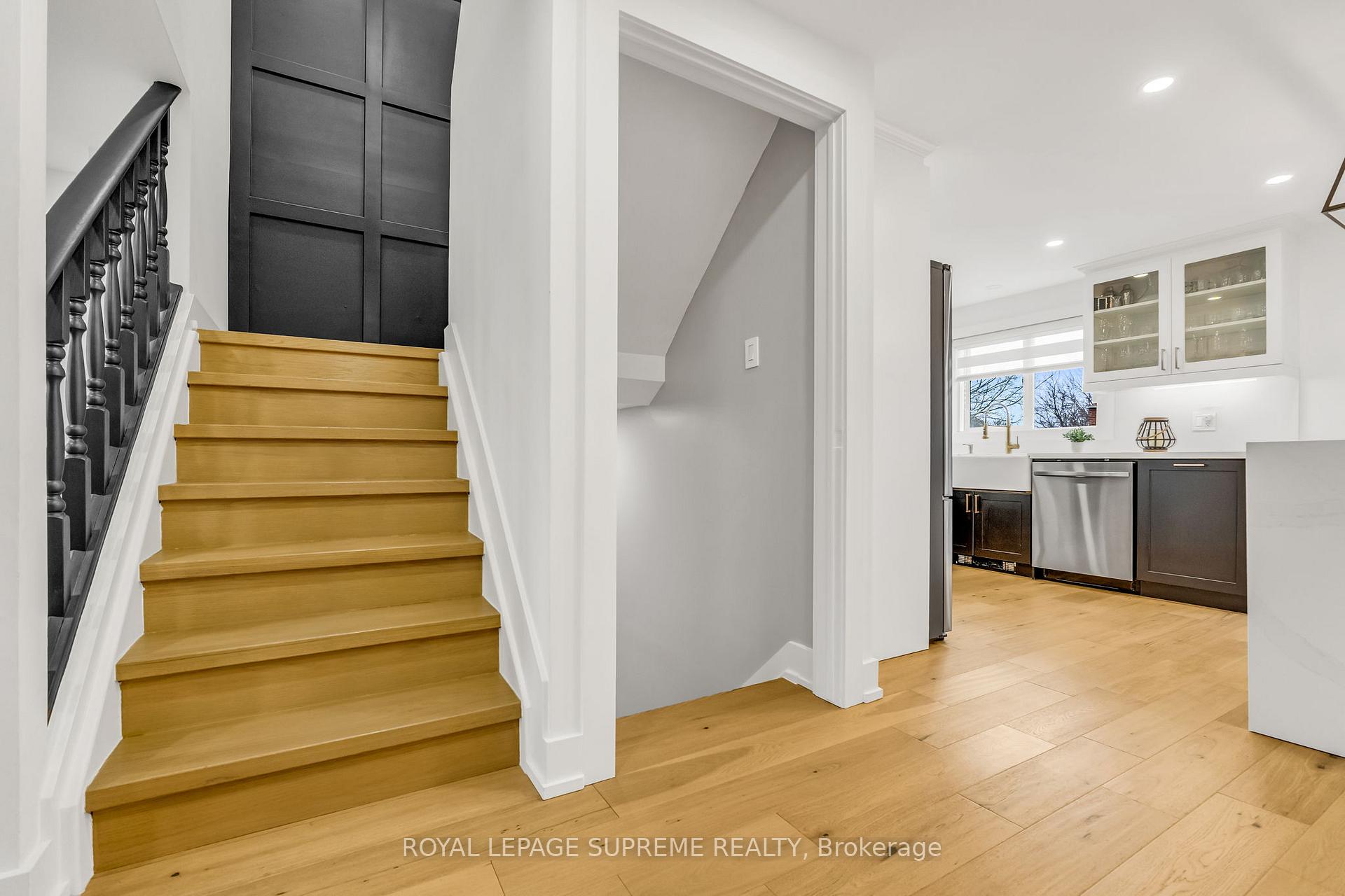 Photo 6 of 27 Connelly Drive, Kitchener — HOMEH