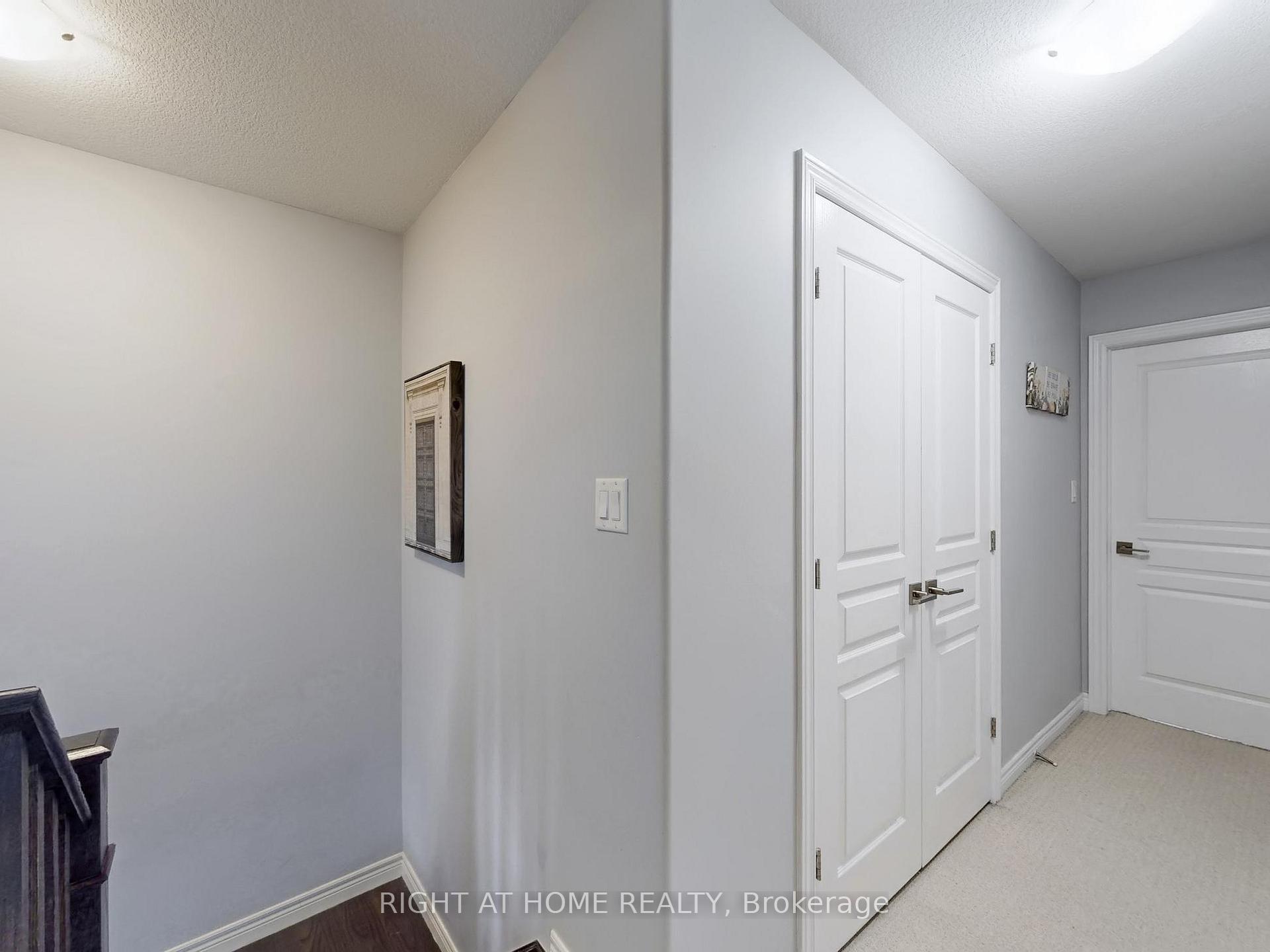 Photo 20 of 133 Westbank Trail, Hamilton, Stoney Creek — HOMEH