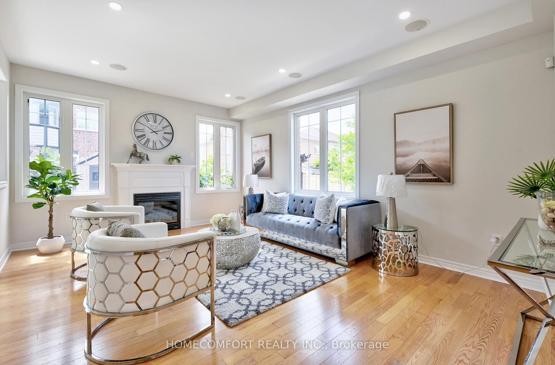 Photo 2 of 115 Darren Hill Trail, Markham, Greensborough — HOMEH