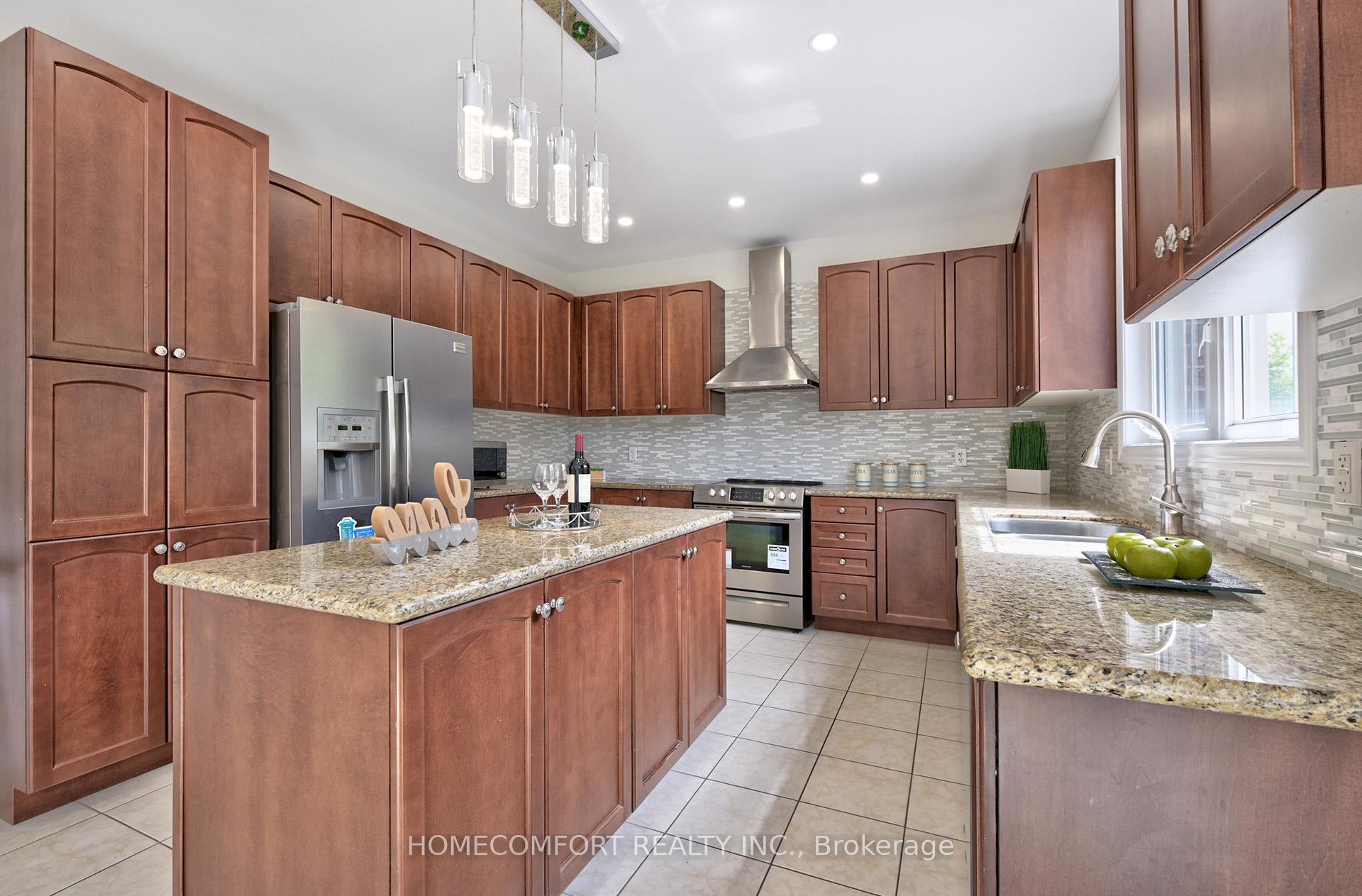 Photo 13 of 115 Darren Hill Trail, Markham, Greensborough — HOMEH