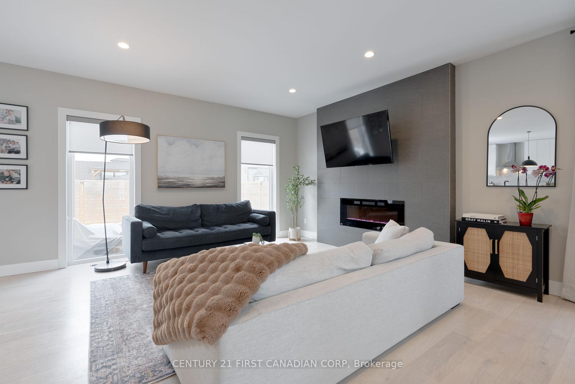 Photo 6 of 248 Crestview Drive, Middlesex Centre, Rural Middlesex Centre — HOMEH
