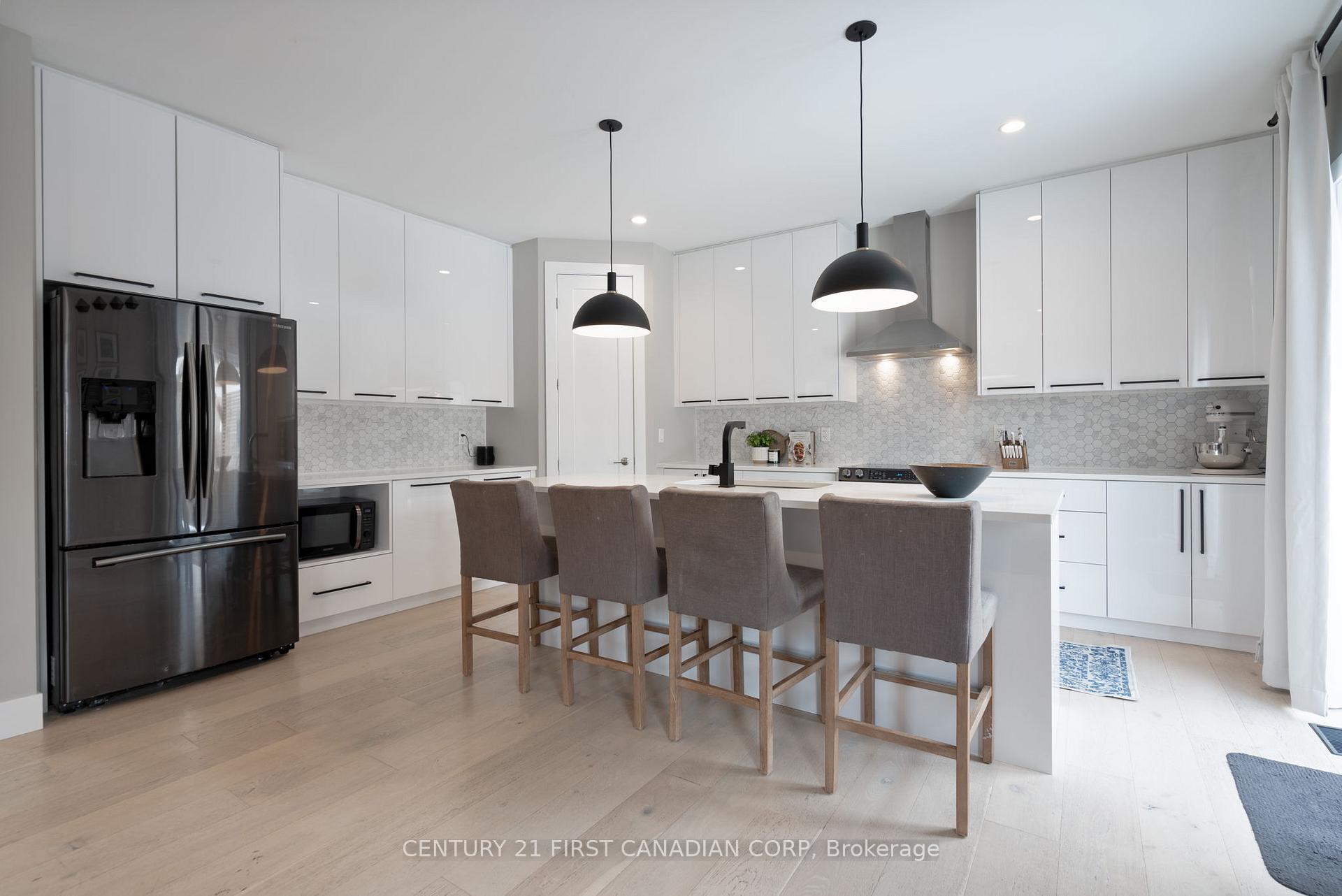 Photo 9 of 248 Crestview Drive, Middlesex Centre, Rural Middlesex Centre — HOMEH