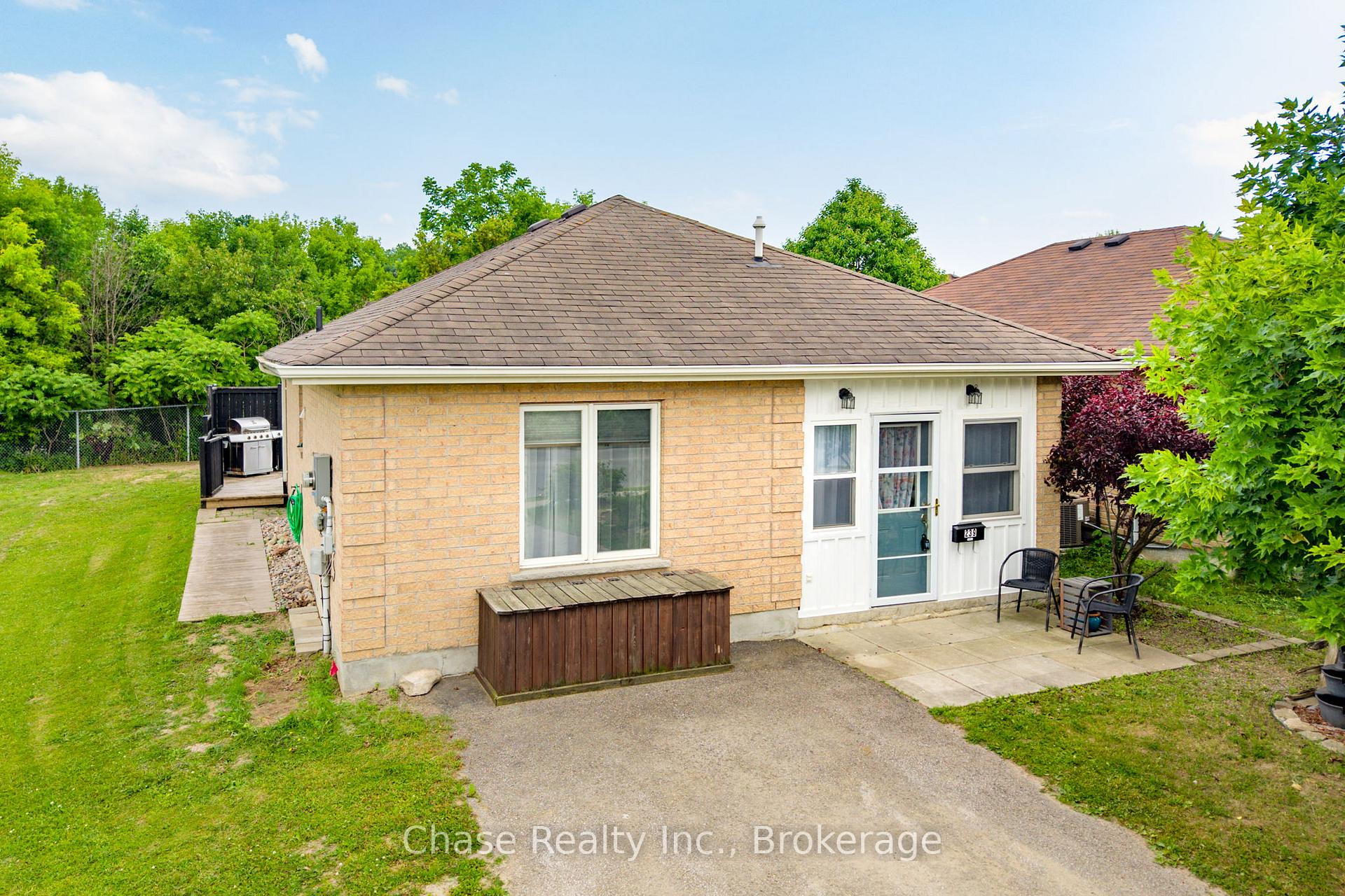 Photo 1 of 239 Yonge Street, Midland — HOMEH