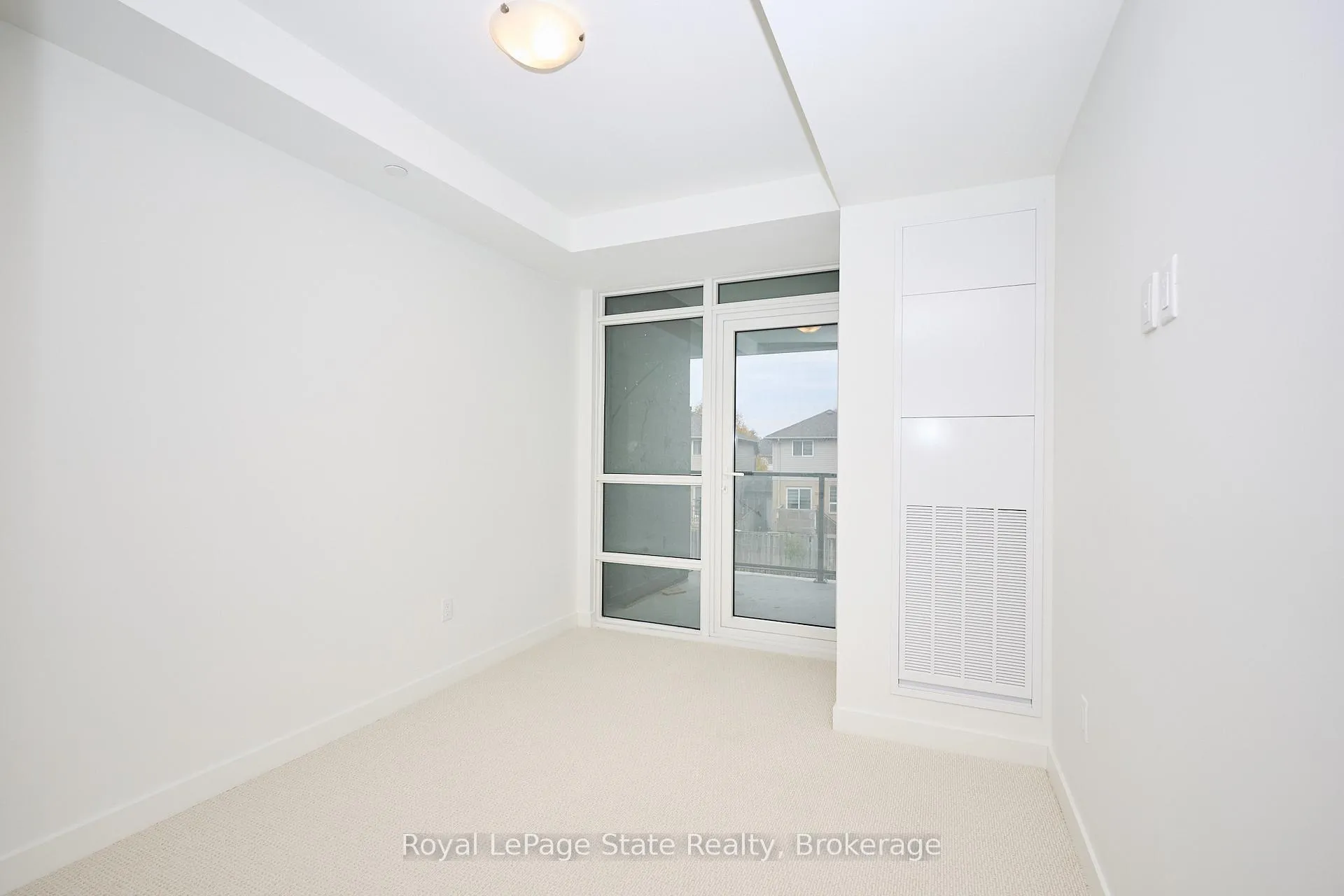 Photo 8 of Unit 210, 461 Green Road, Hamilton, Lakeshore — HOMEH