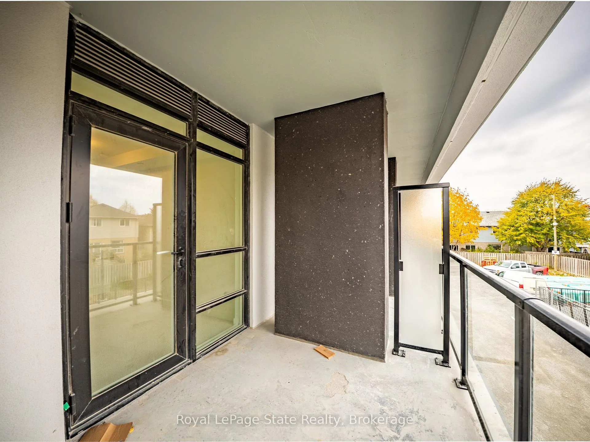 Photo 14 of Unit 210, 461 Green Road, Hamilton, Lakeshore — HOMEH