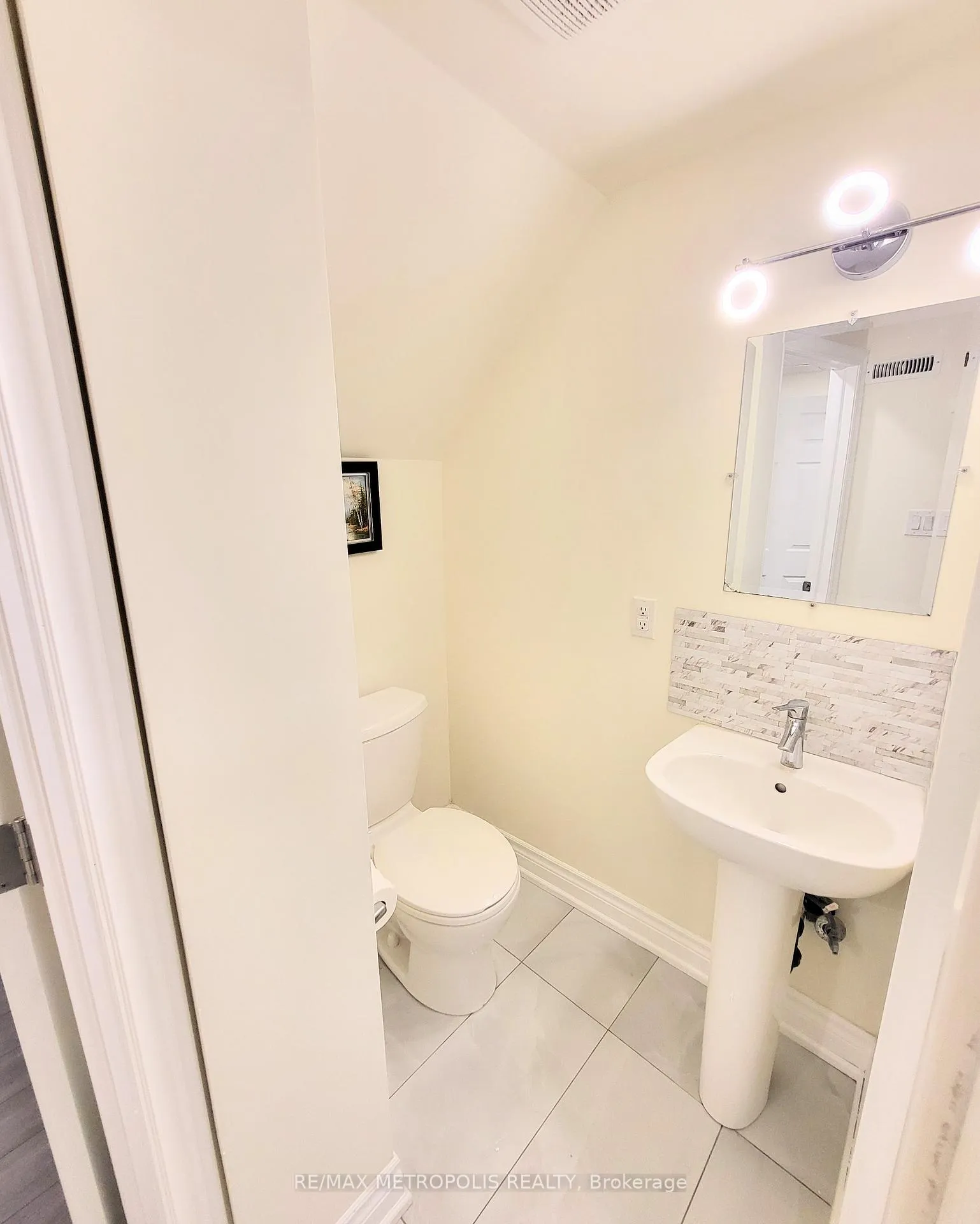 Photo 7 of Unit BSMT, 923 Penson Crescent, Milton, Coates — HOMEH
