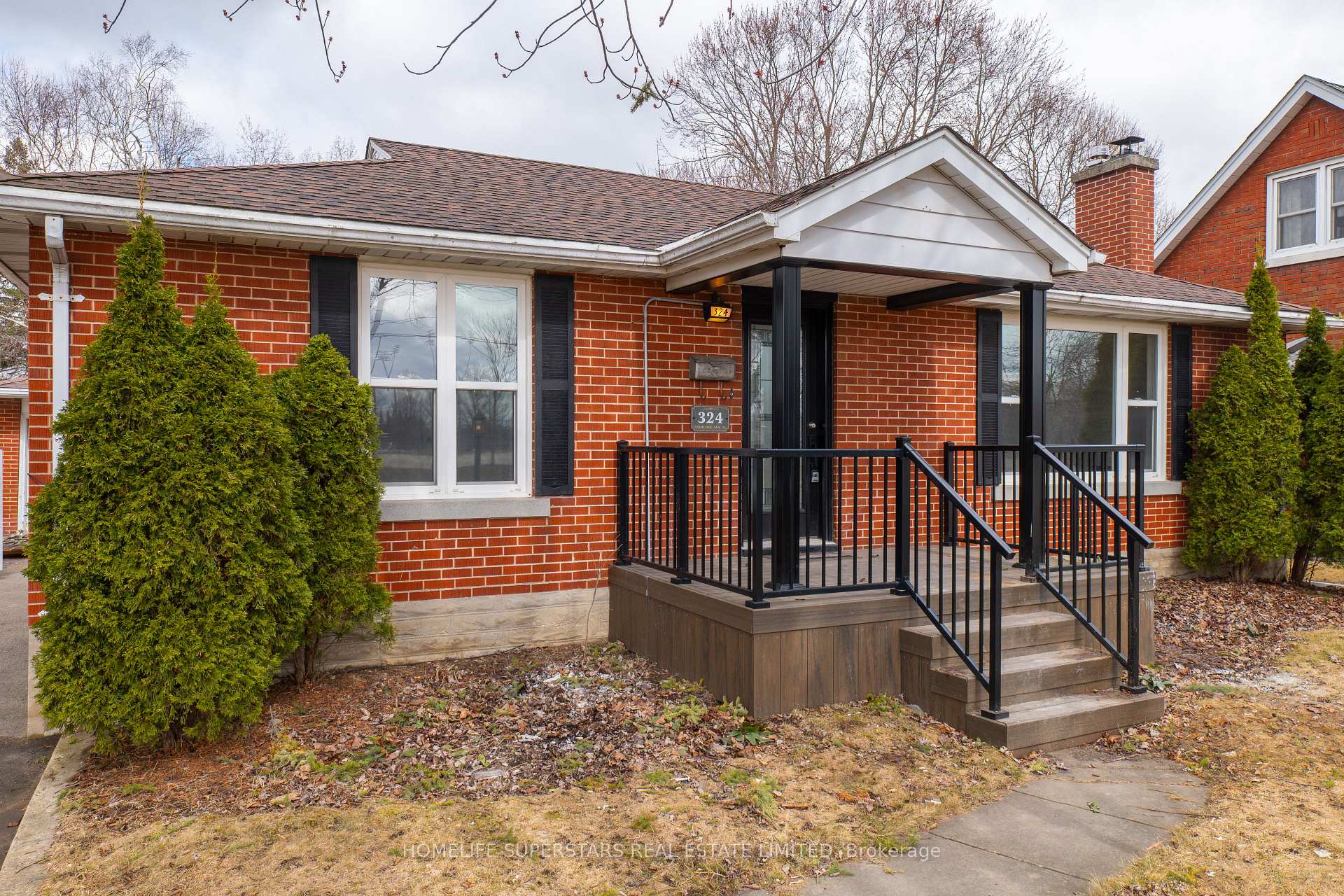 Photo 3 of 324 Stirling Avenue N, Kitchener — HOMEH