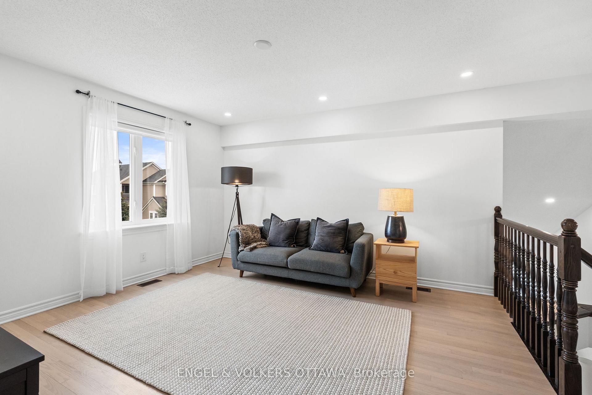 Photo 26 of 325 Bobolink Ridge, Ottawa, Kanata - Emerald Meadows/Trailwest — HOMEH