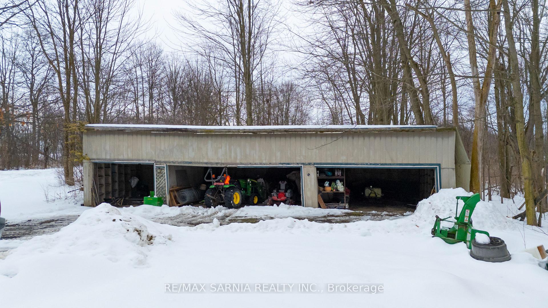 Photo 21 of 9556 Charlton Drive, Middlesex Centre, Rural Middlesex Centre — HOMEH