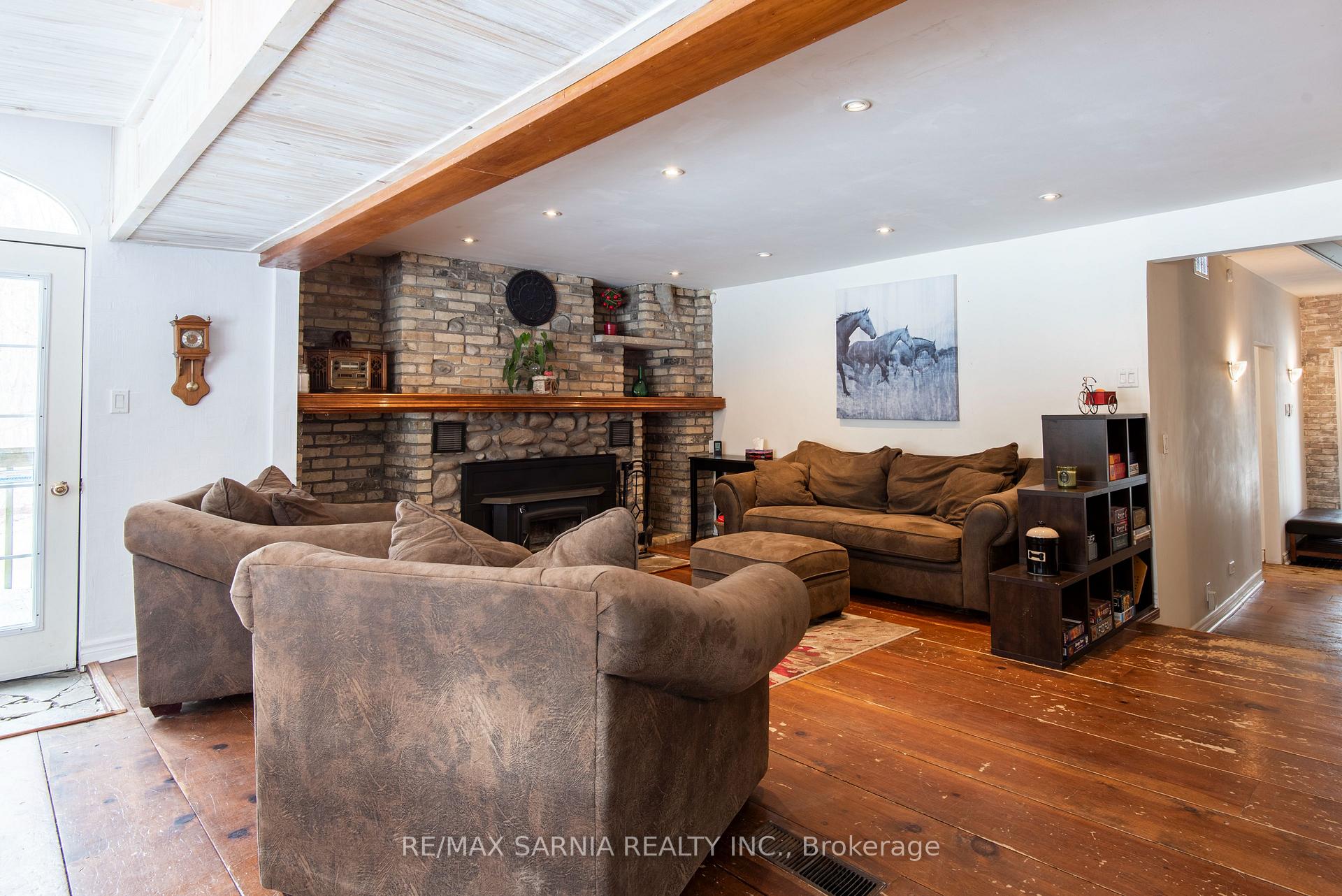 Photo 28 of 9556 Charlton Drive, Middlesex Centre, Rural Middlesex Centre — HOMEH
