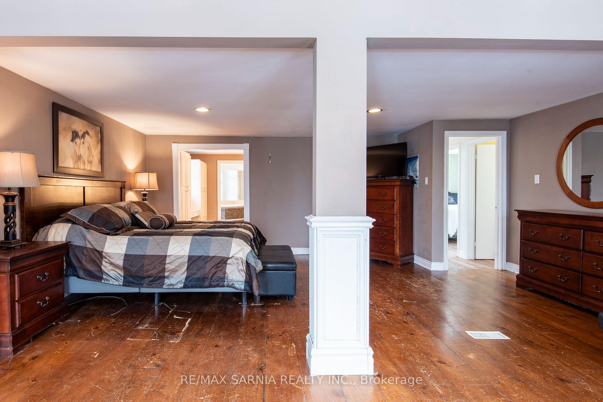 Photo 36 of 9556 Charlton Drive, Middlesex Centre, Rural Middlesex Centre — HOMEH