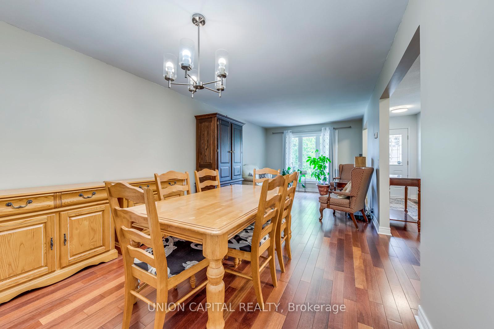 Photo 9 of 24 Vanessa Road, Markham, Markville — HOMEH