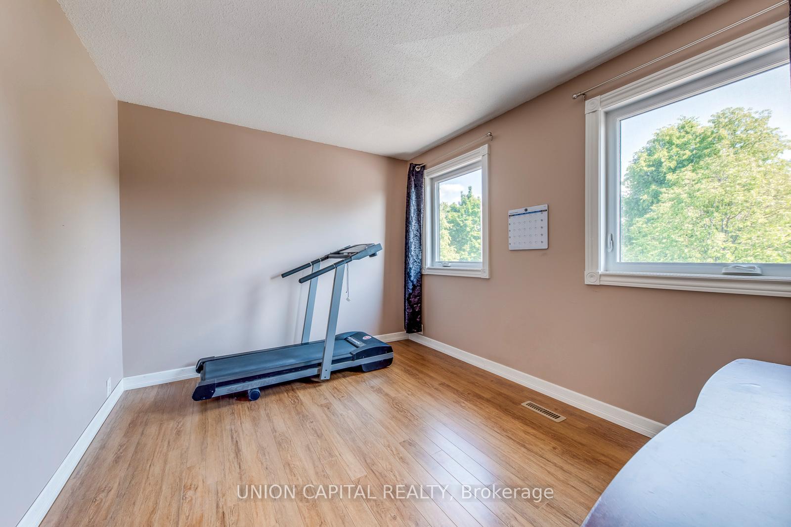 Photo 19 of 24 Vanessa Road, Markham, Markville — HOMEH