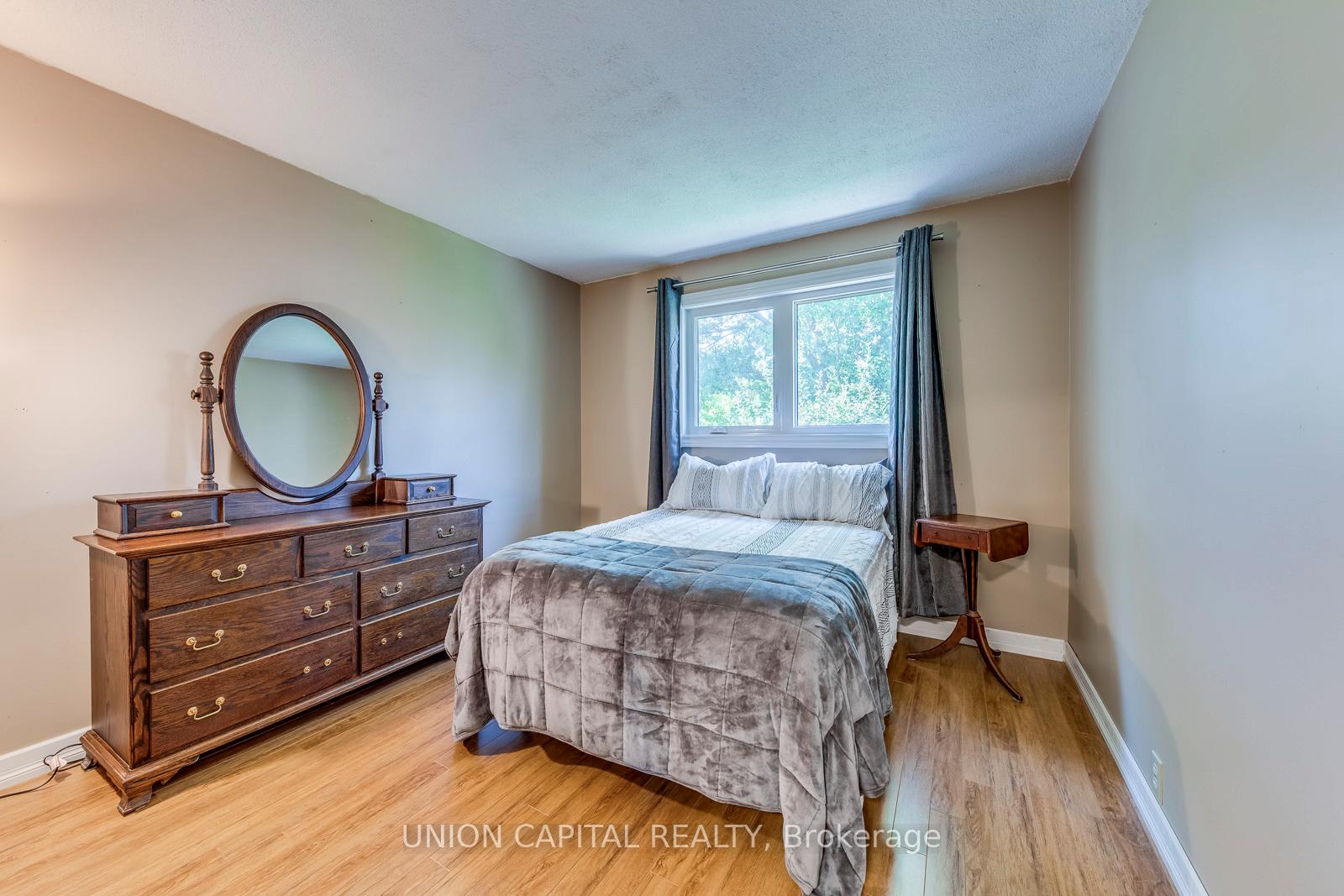 Photo 21 of 24 Vanessa Road, Markham, Markville — HOMEH