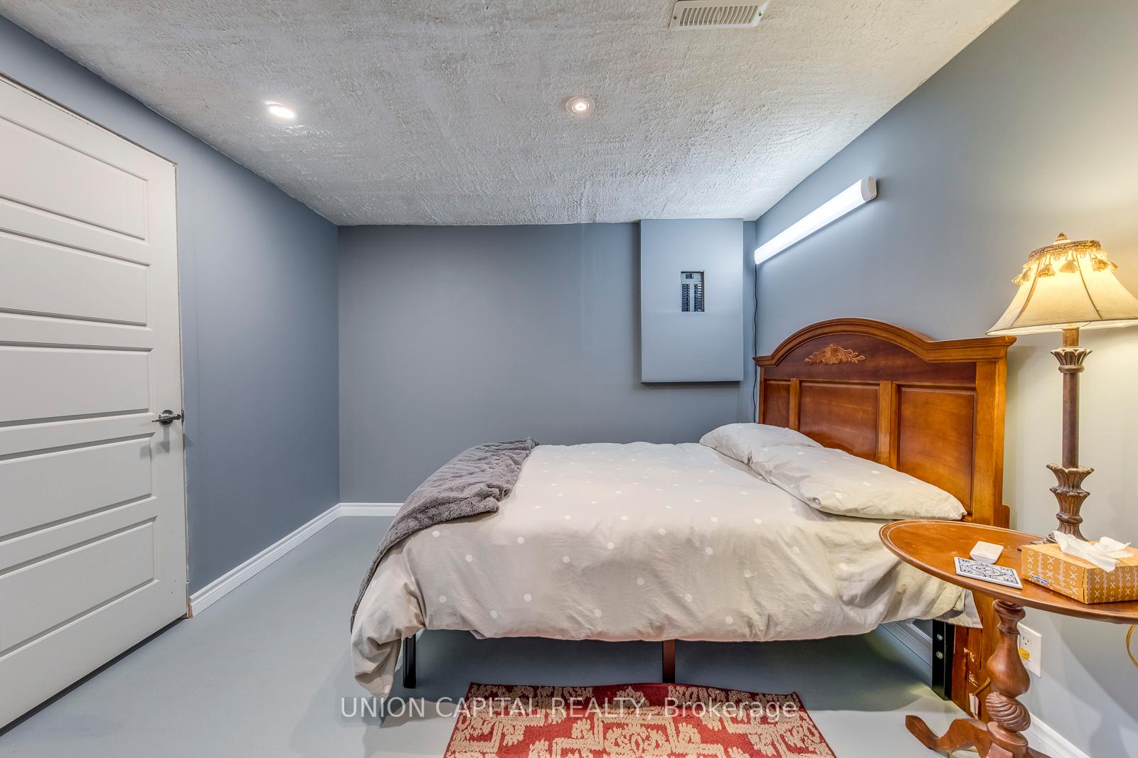 Photo 25 of 24 Vanessa Road, Markham, Markville — HOMEH