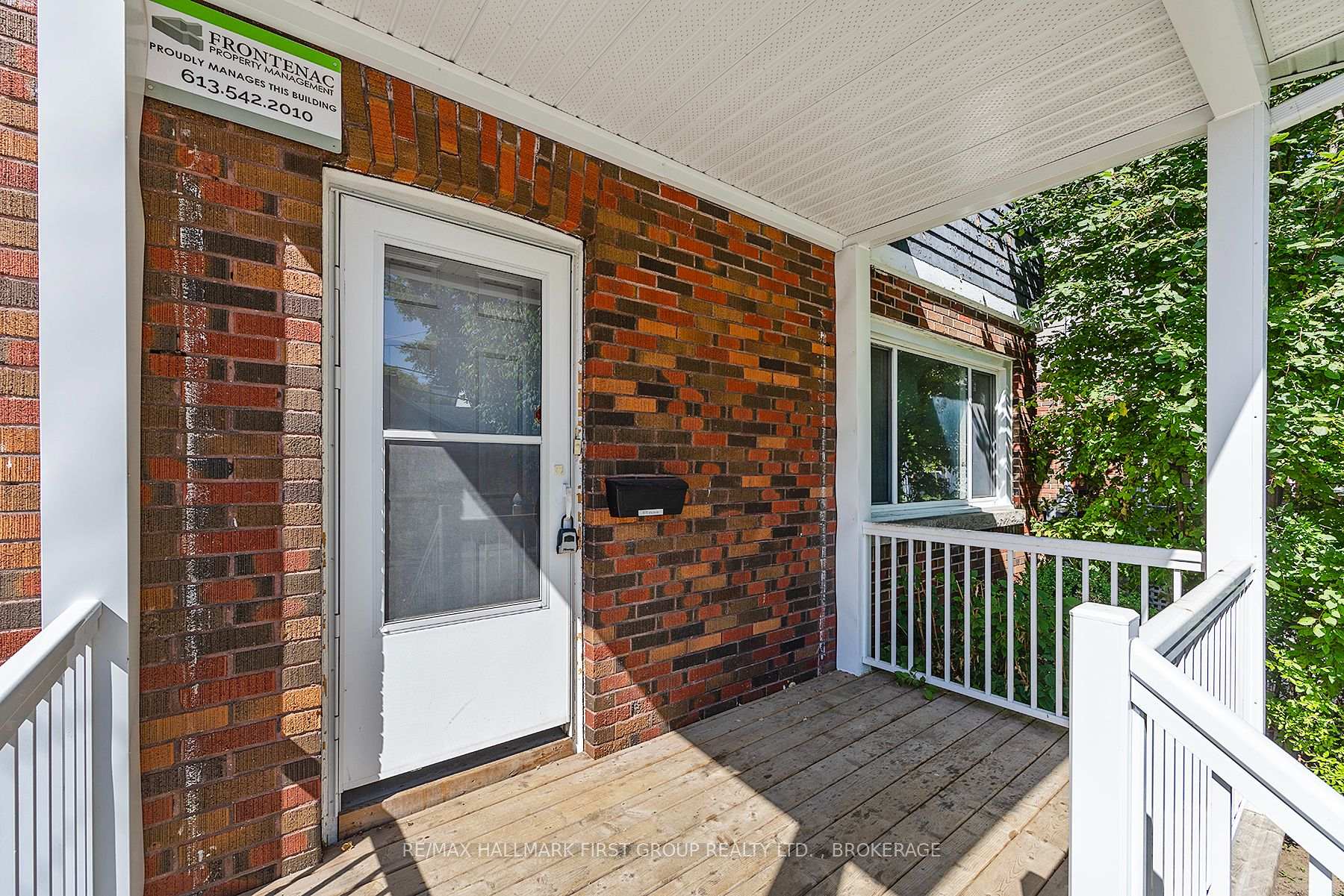 Photo 2 of 516 Victoria Street, Kingston, Central City East — HOMEH