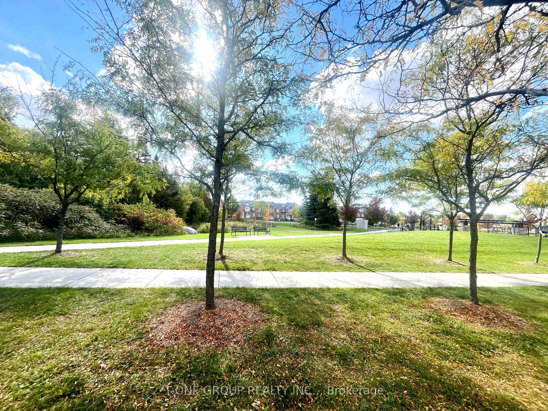 Photo 26 of 28 Ian Baron Avenue, Markham, Village Green-South Unionville — HOMEH