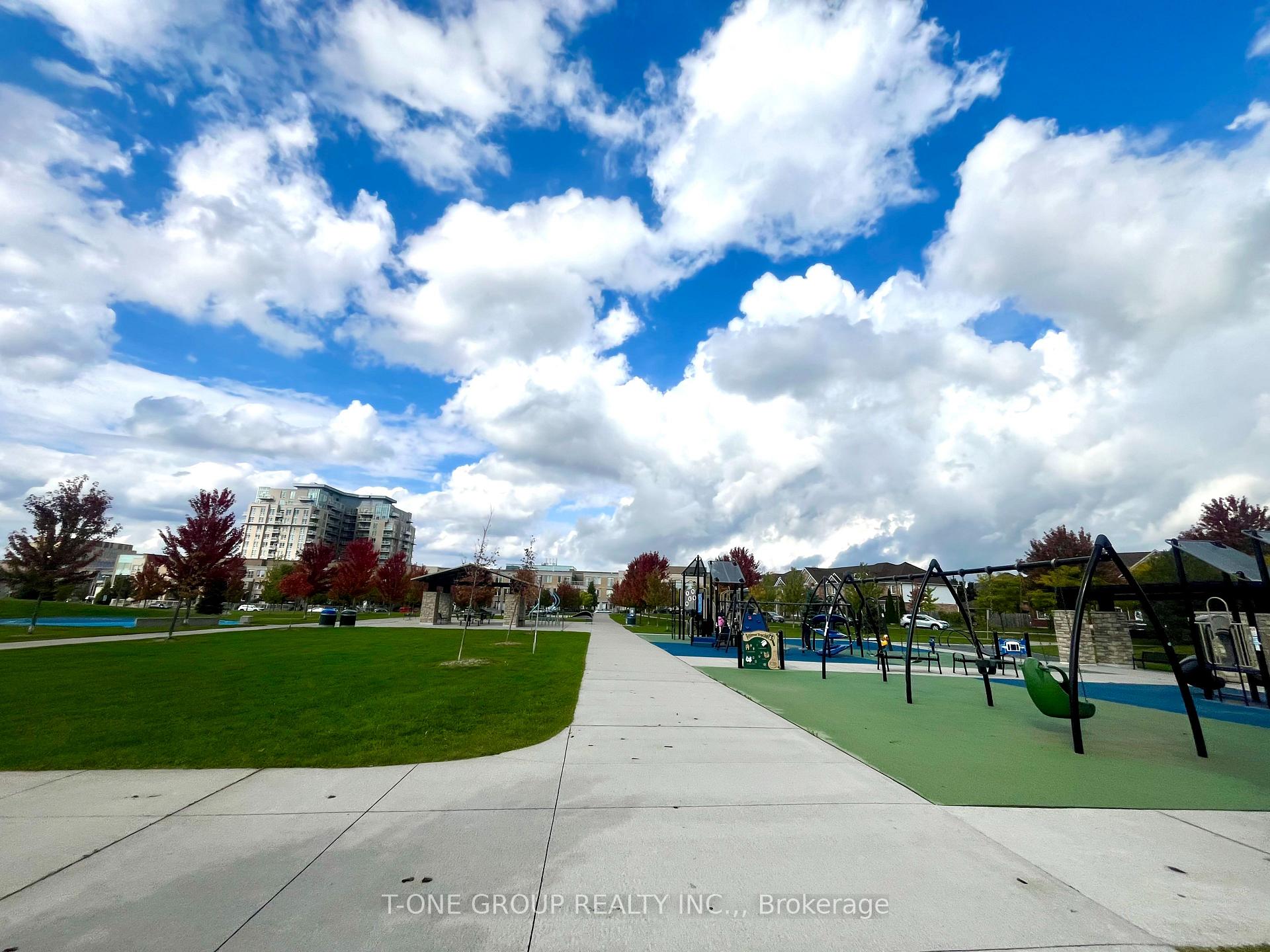 Photo 28 of 28 Ian Baron Avenue, Markham, Village Green-South Unionville — HOMEH