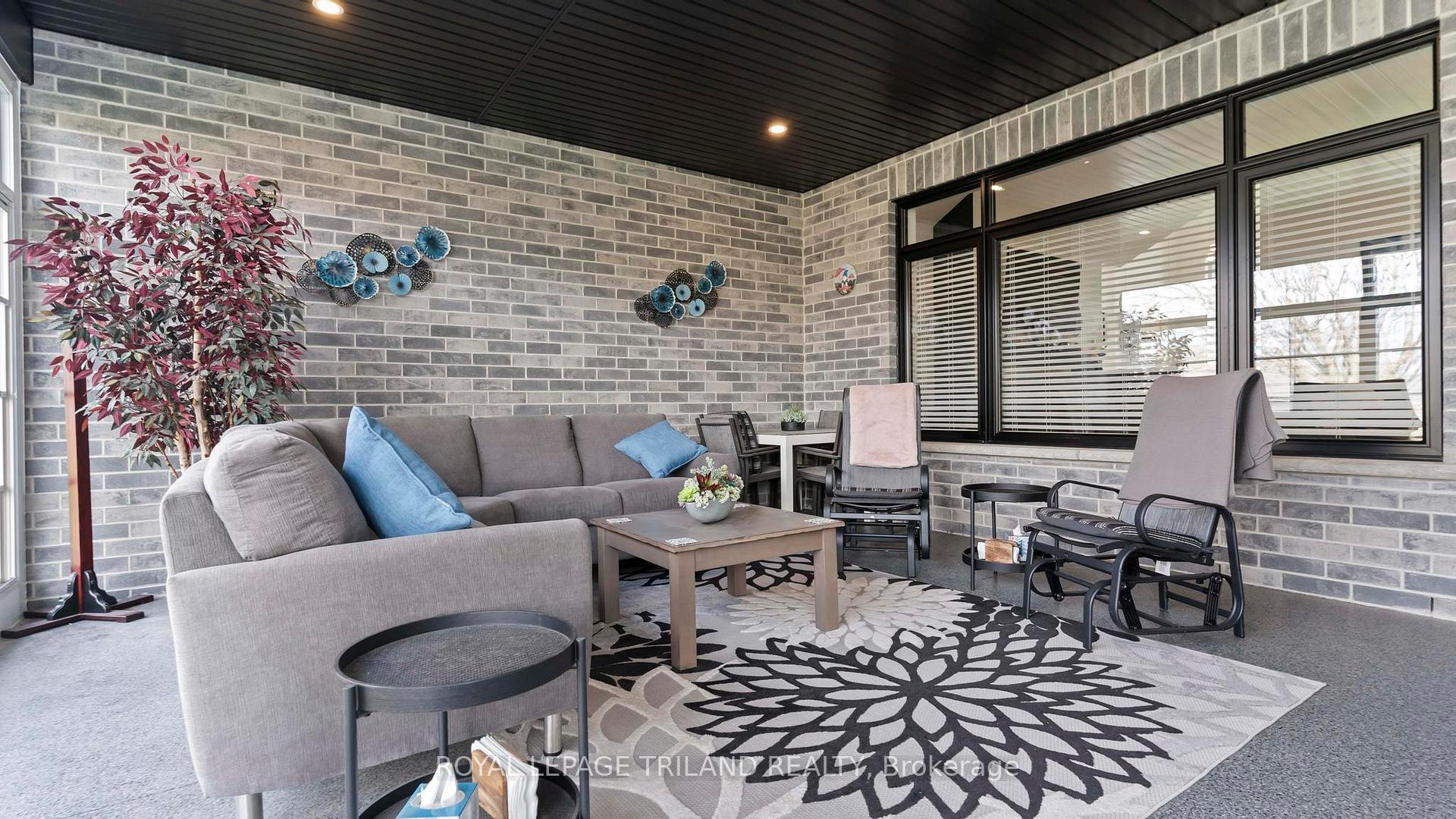 Photo 17 of 17 Edgeview Crescent, Middlesex Centre, Kilworth — HOMEH