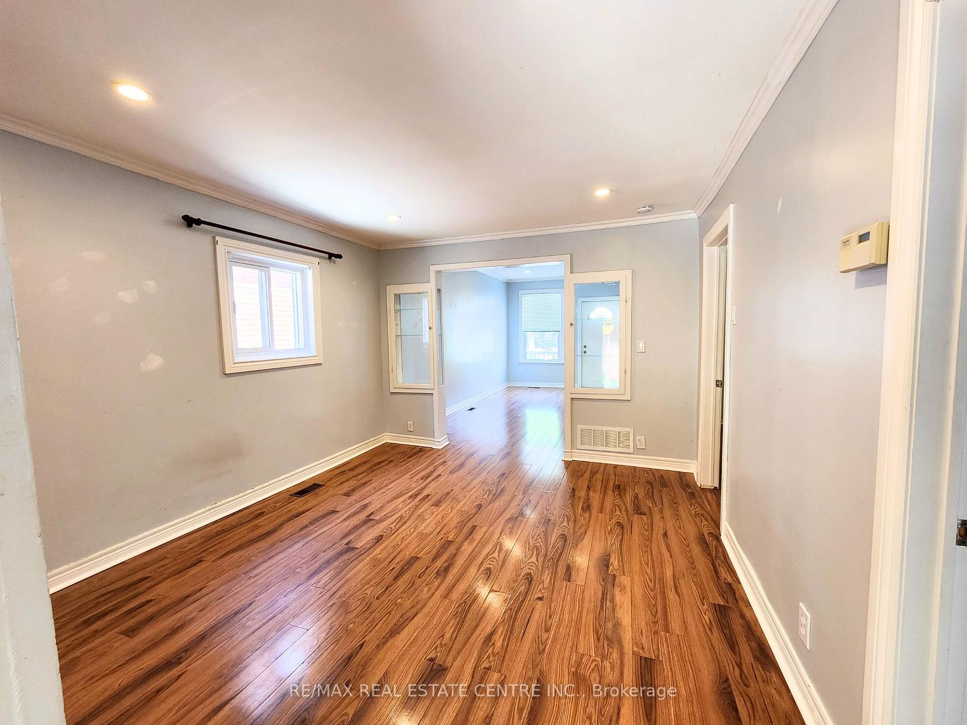 Photo 5 of 30 East 23rd Street, Hamilton, Eastmount — HOMEH