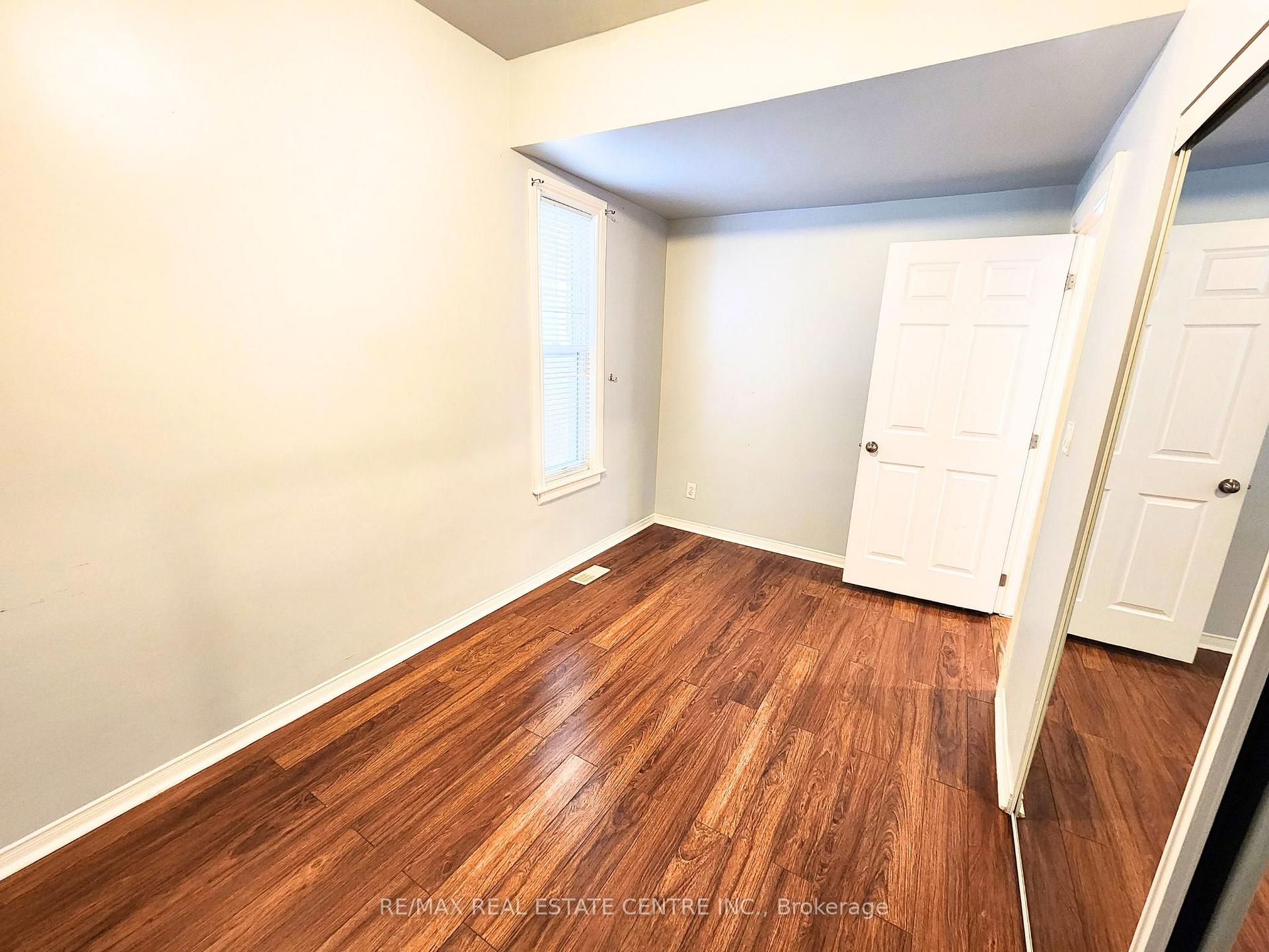 Photo 12 of 30 East 23rd Street, Hamilton, Eastmount — HOMEH