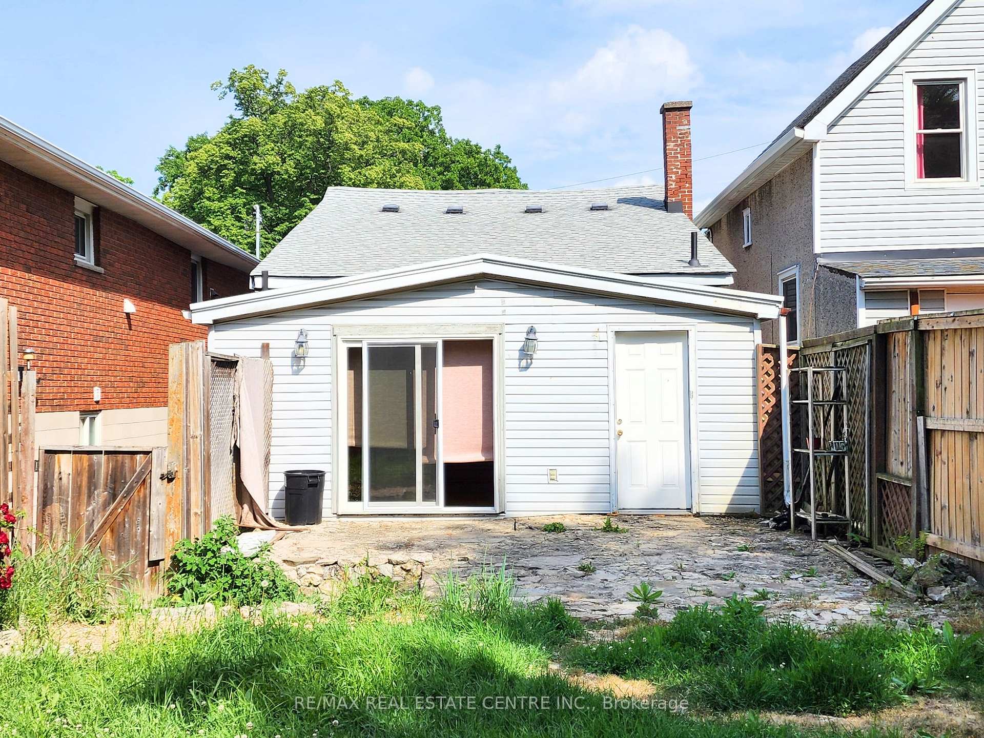 Photo 22 of 30 East 23rd Street, Hamilton, Eastmount — HOMEH