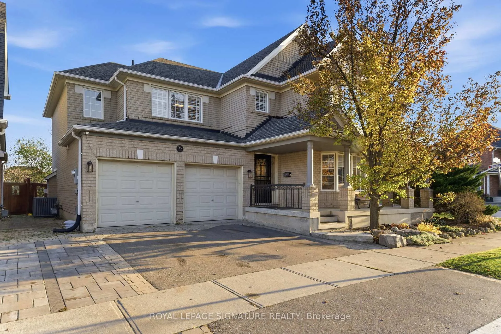 Front of 1667 Dempsey Crescent
