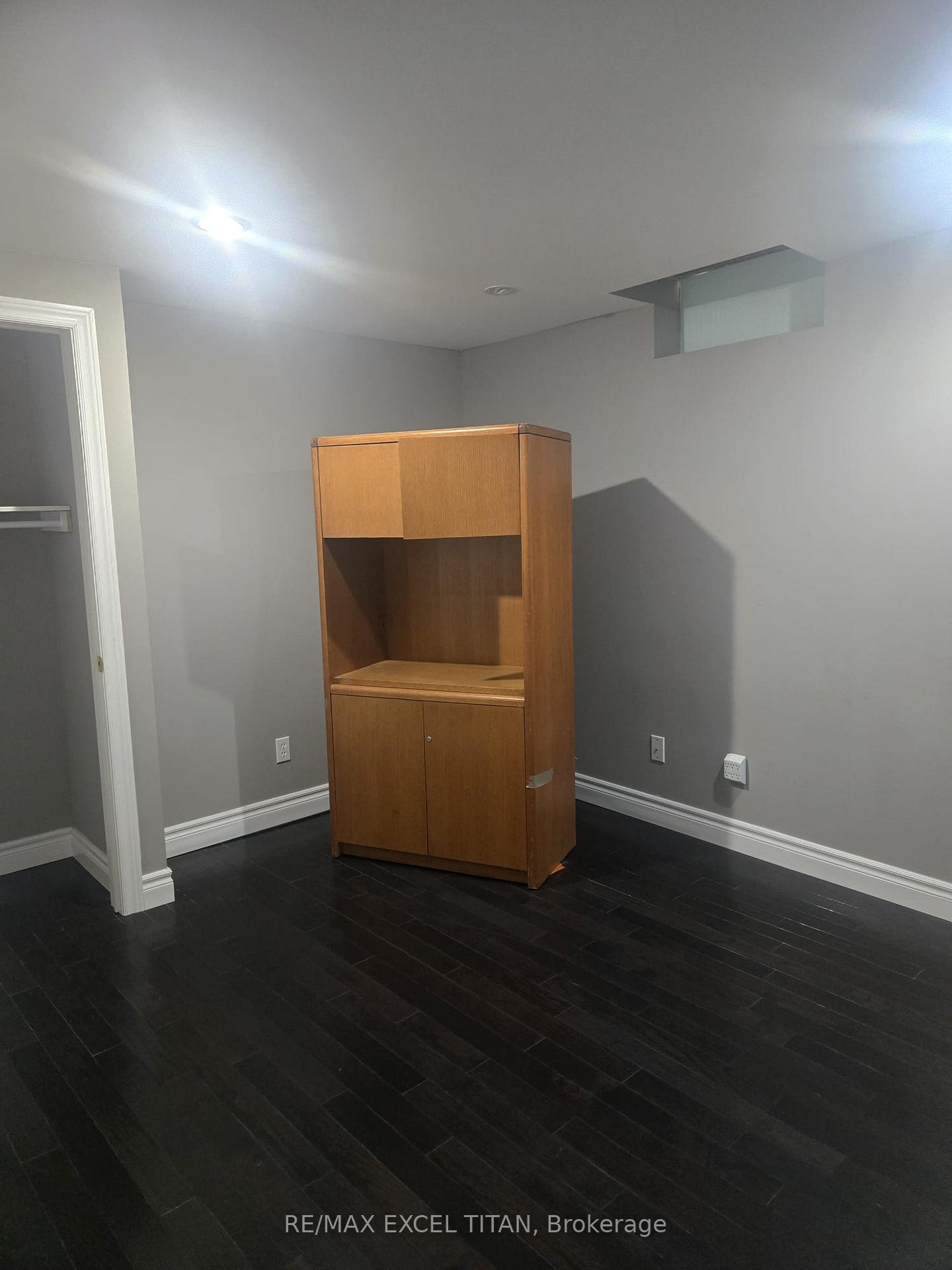 Photo 11 of Unit Basement, 96 Reginald Lamb Crescent, Markham, Box Grove — HOMEH