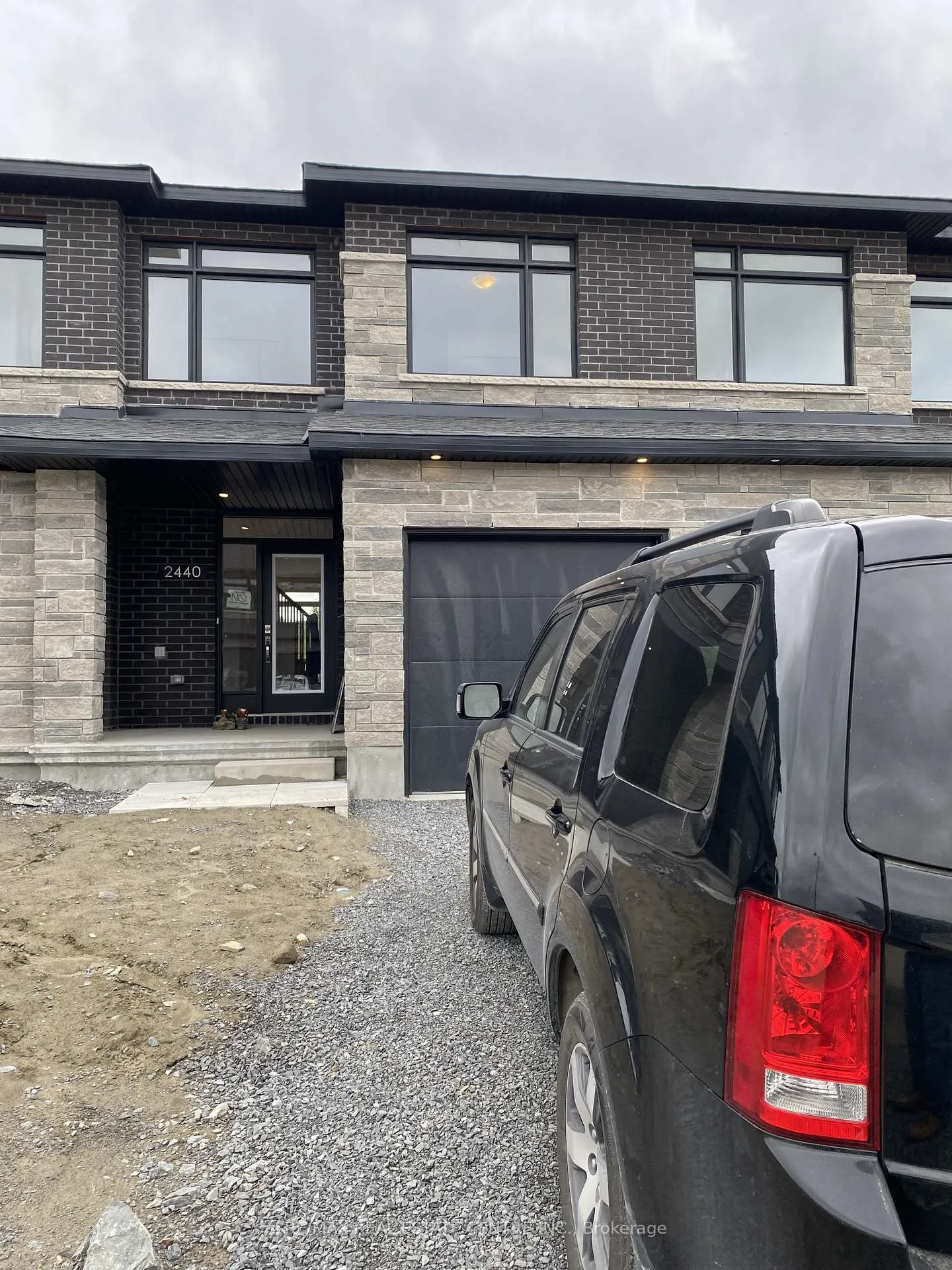Photo 1 of 2440 Goldhawk Road, Ottawa, Stittsville (South) — HOMEH
