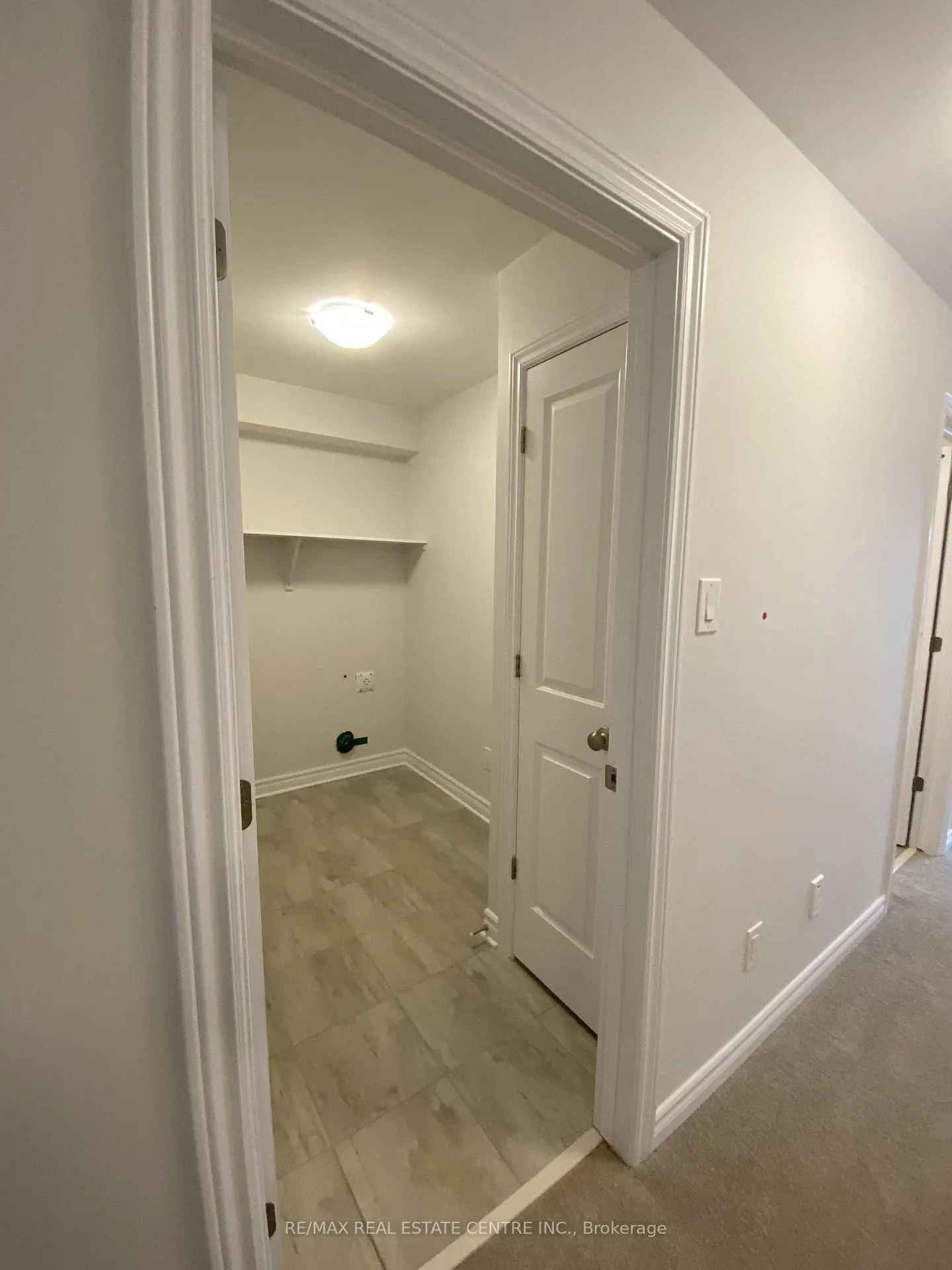 Photo 12 of 2440 Goldhawk Road, Ottawa, Stittsville (South) — HOMEH