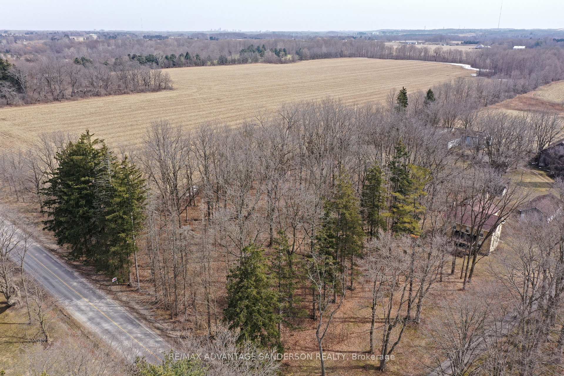 Photo 2 of 10635 Oxbow Drive, Middlesex Centre, Rural Middlesex Centre — HOMEH