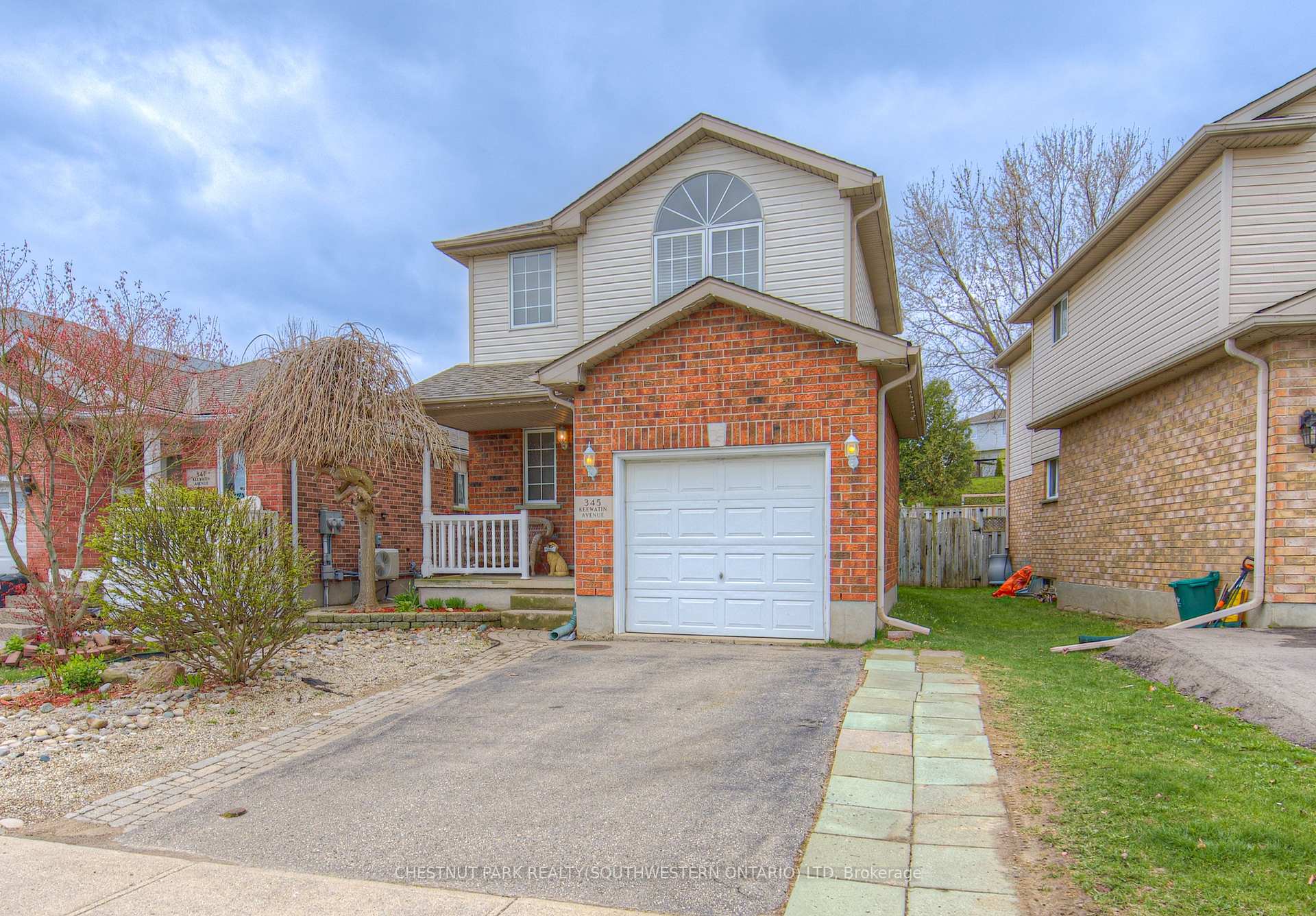 Photo 2 of 345 Keewatin Avenue, Kitchener — HOMEH
